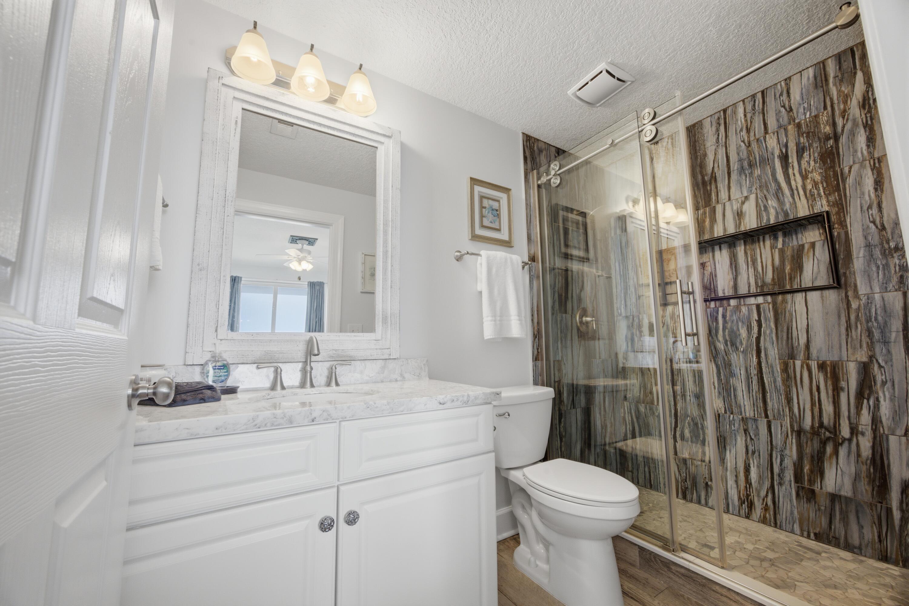 OCEAN RITZ - Residential