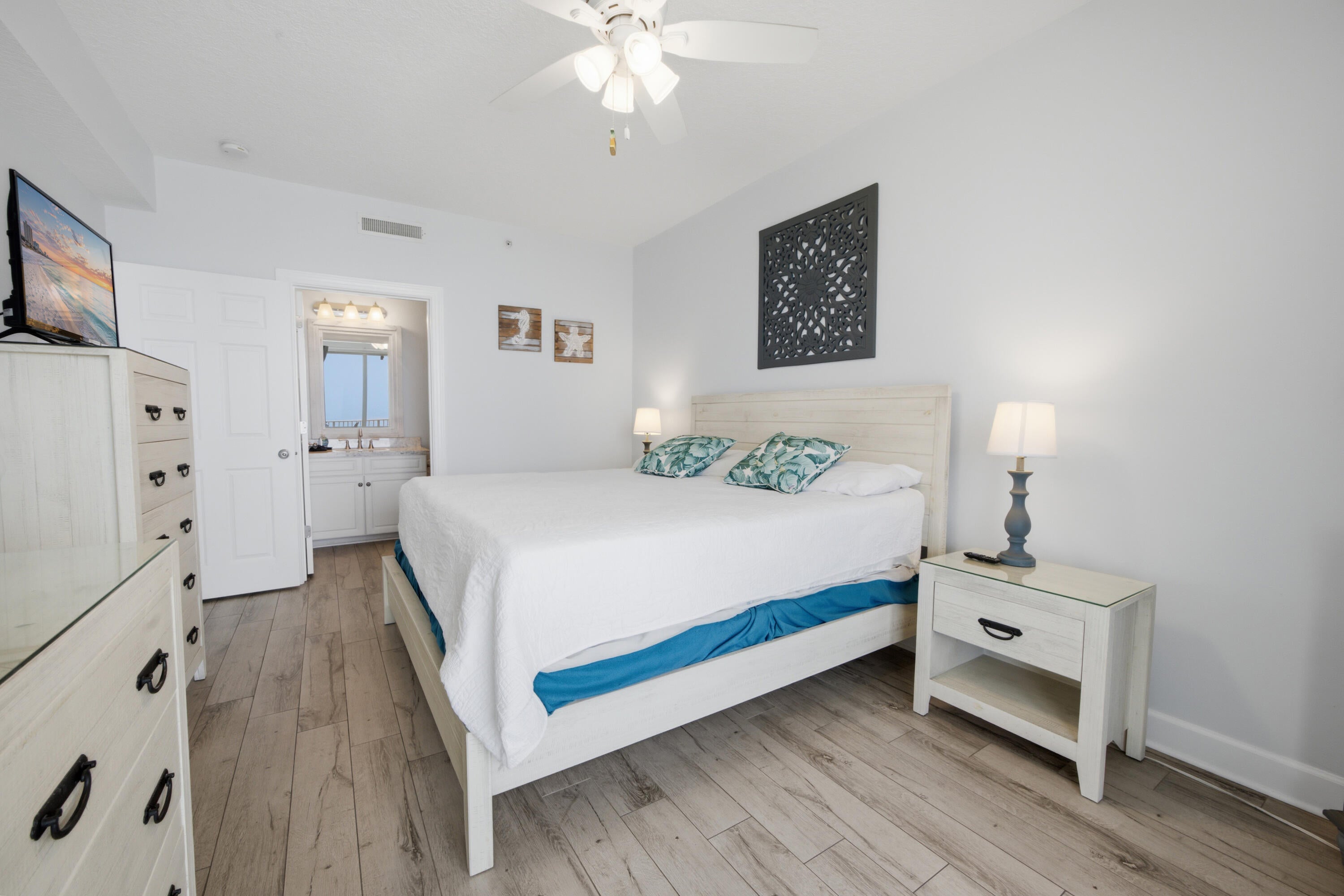 OCEAN RITZ - Residential