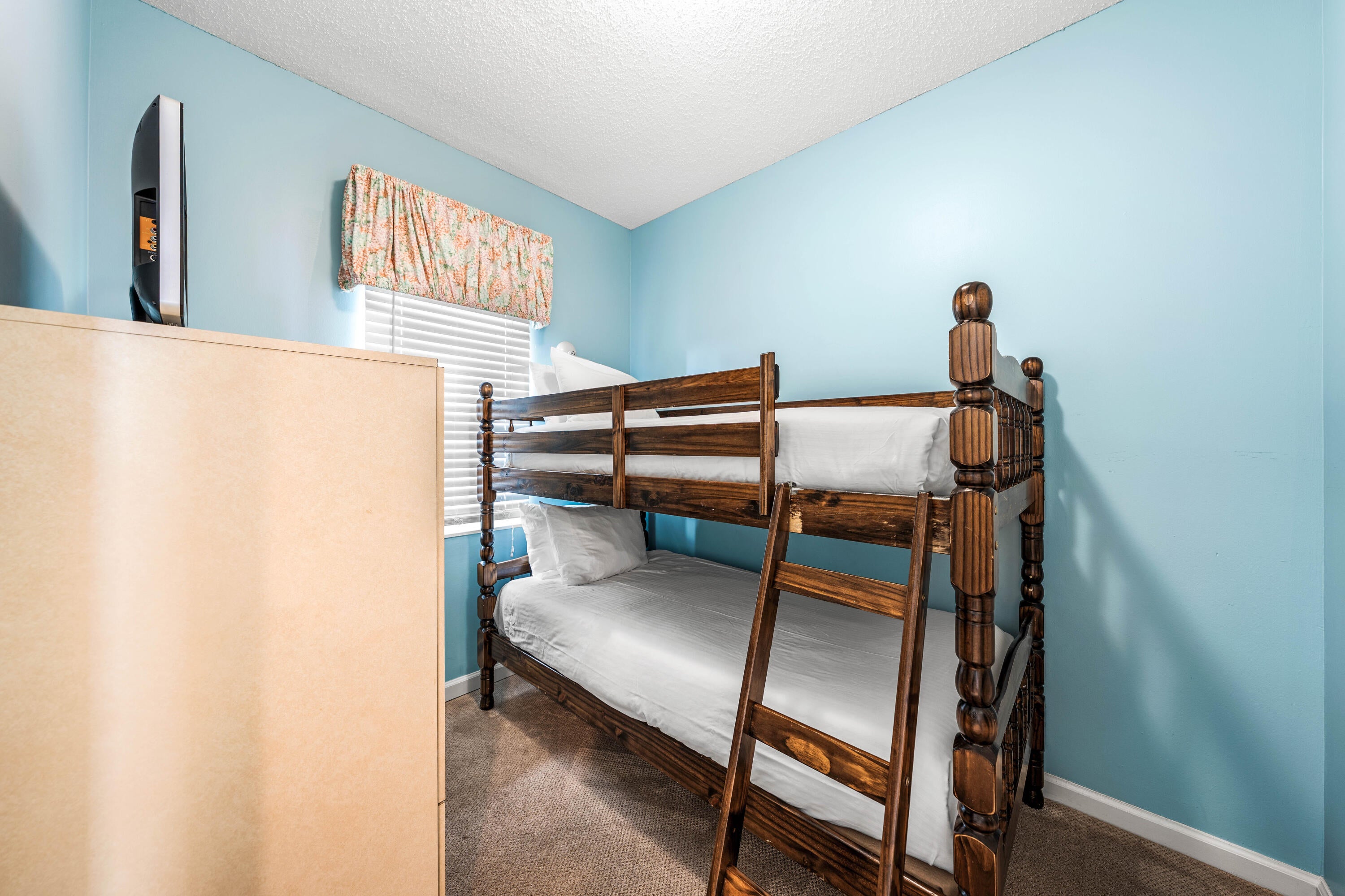 STERLING SANDS CONDO - Residential