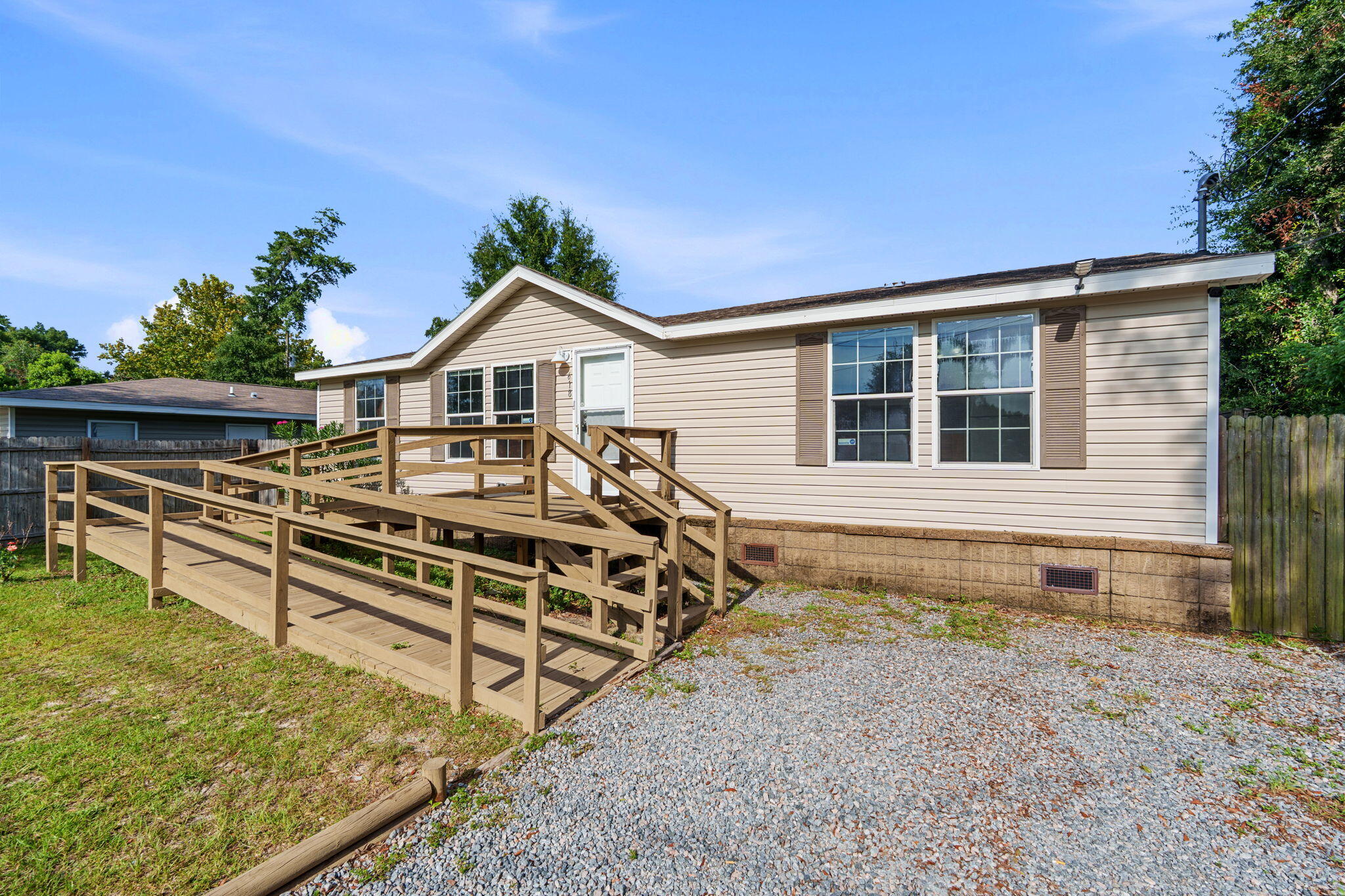 NO RECORDED SUBDIVISION - Residential