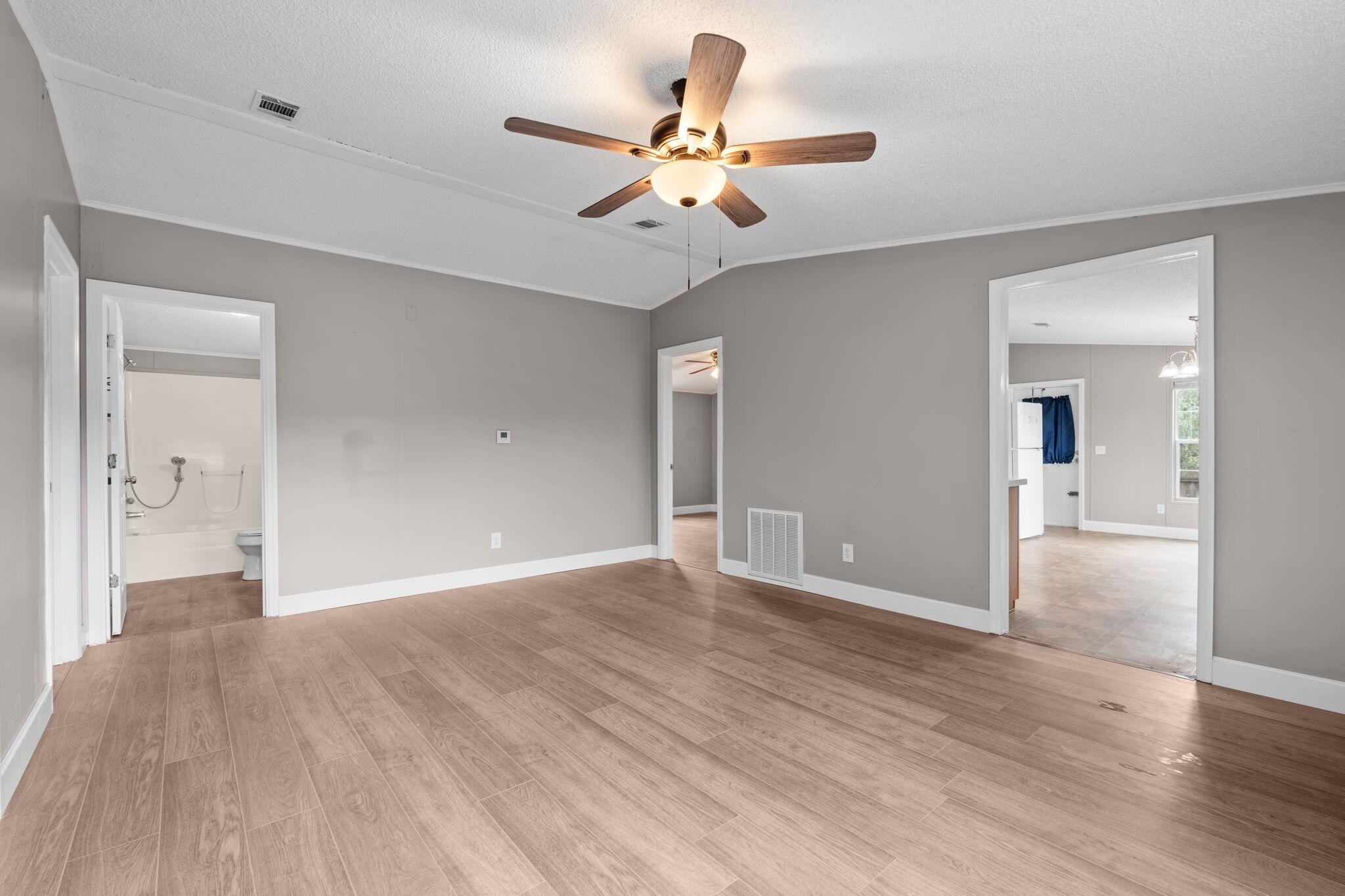 NO RECORDED SUBDIVISION - Residential