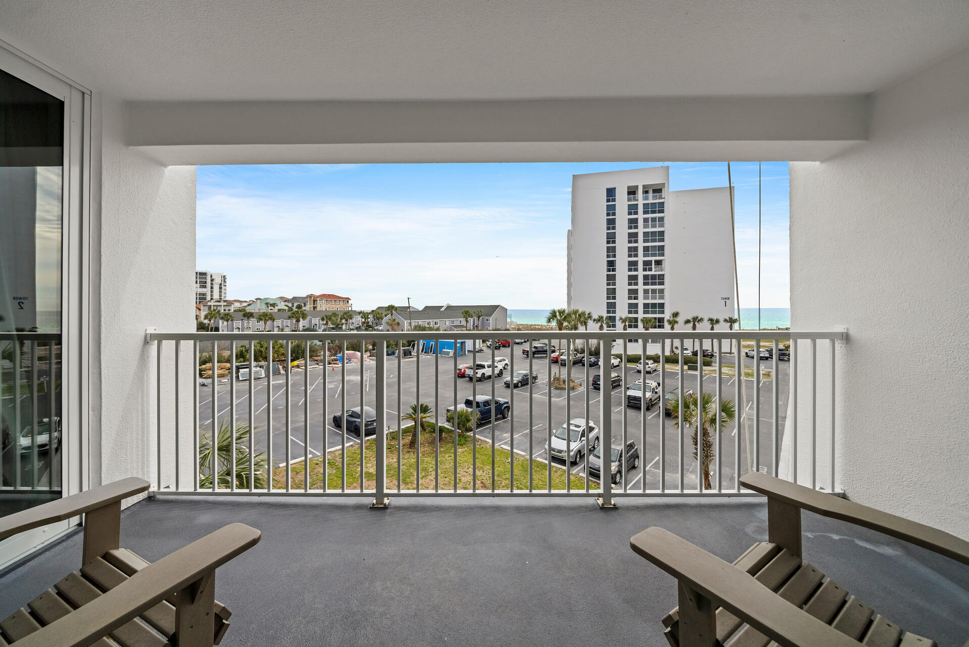 SHORELINE TOWERS 3 - Residential