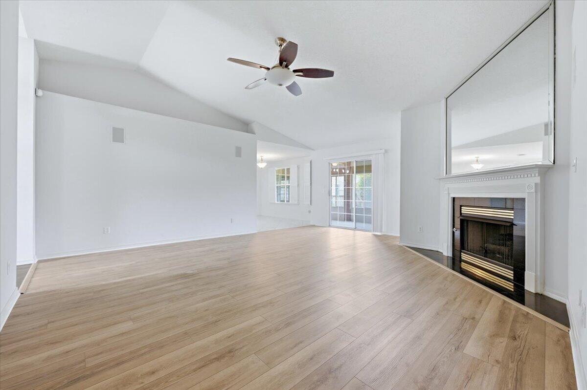 LILLIAN WOODS - Residential