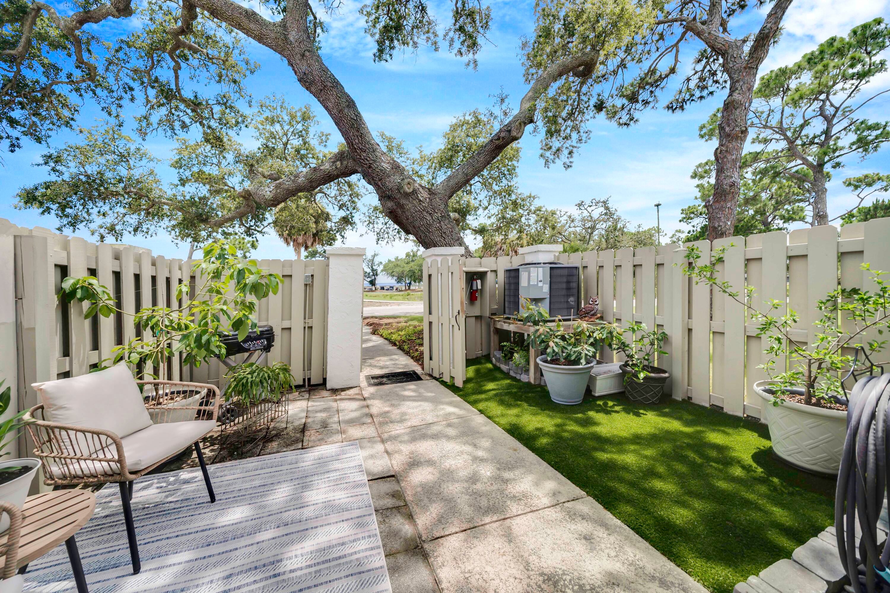 Bay Point Turtlegrass Villas - Residential