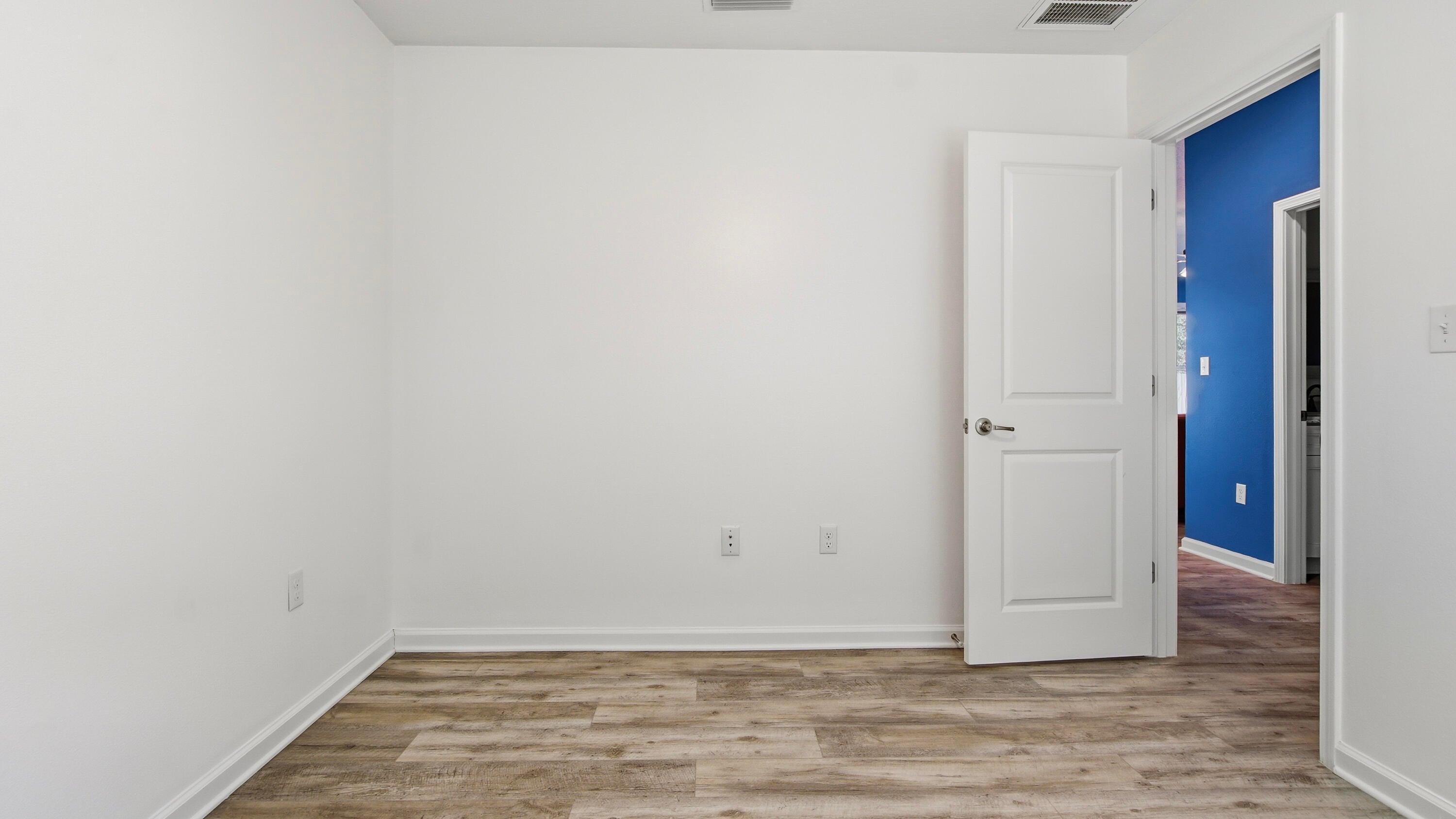 IMPERIAL LAKES UNIT II - Residential Lease