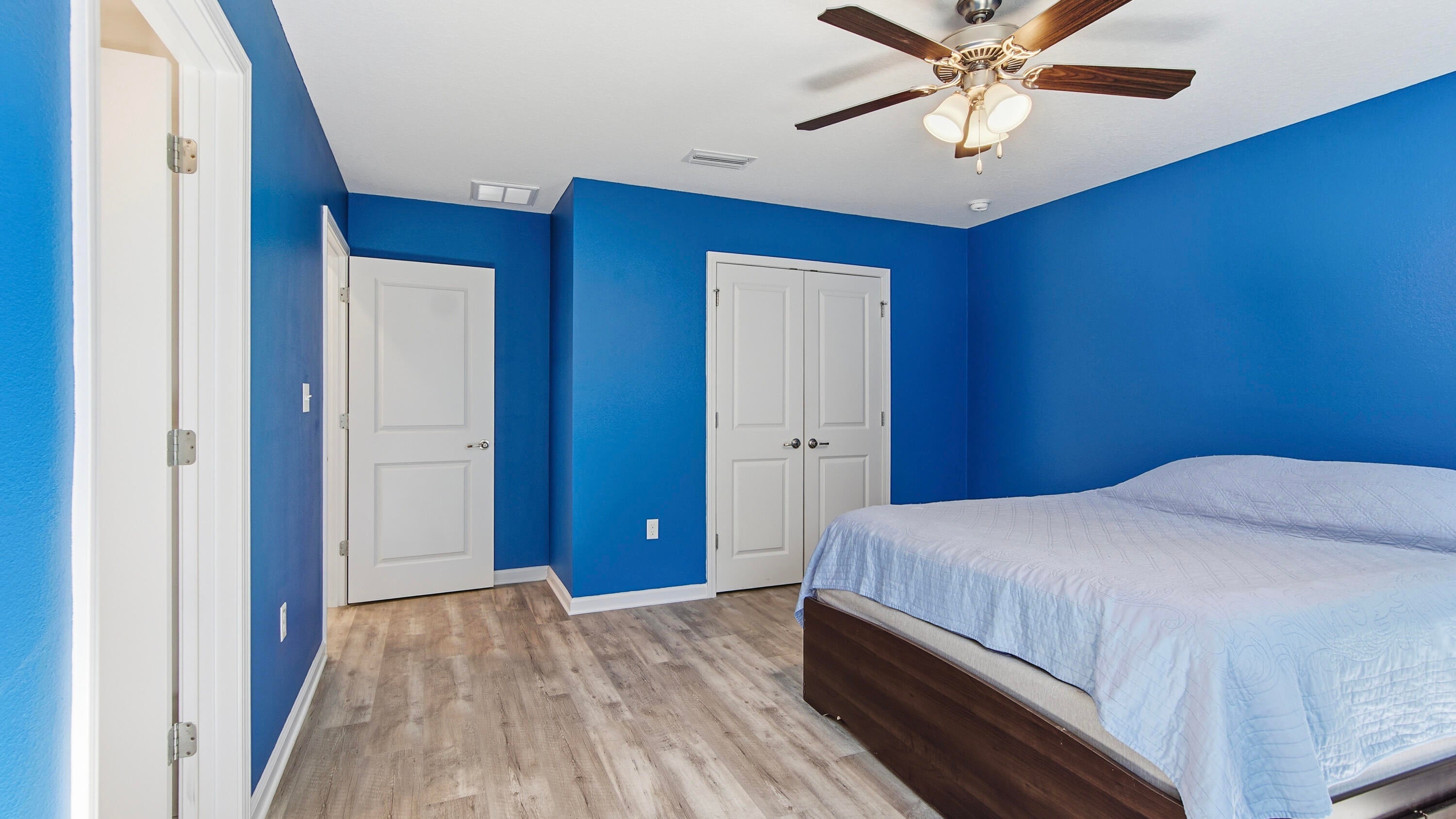 IMPERIAL LAKES UNIT II - Residential Lease