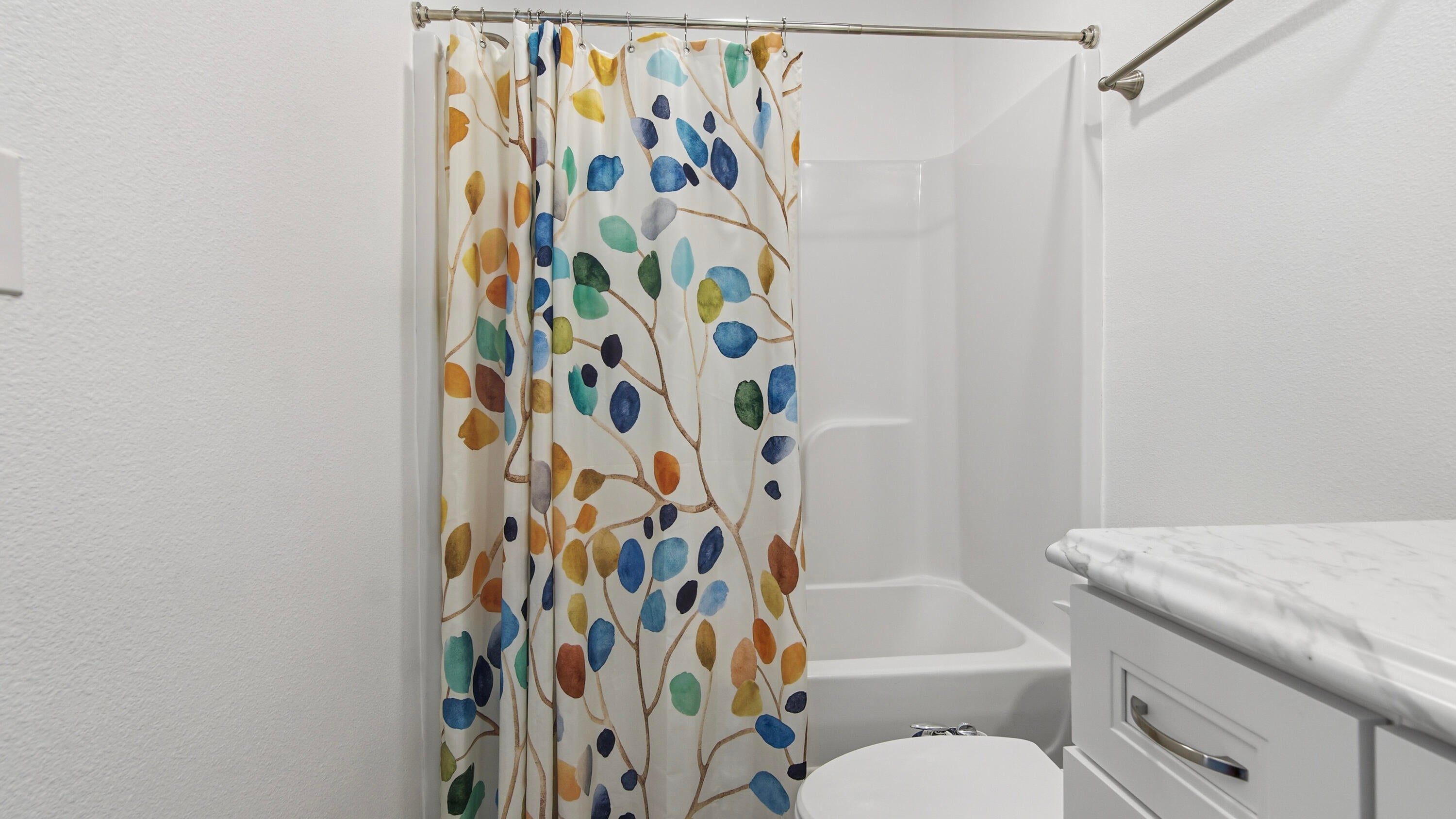 IMPERIAL LAKES UNIT II - Residential Lease