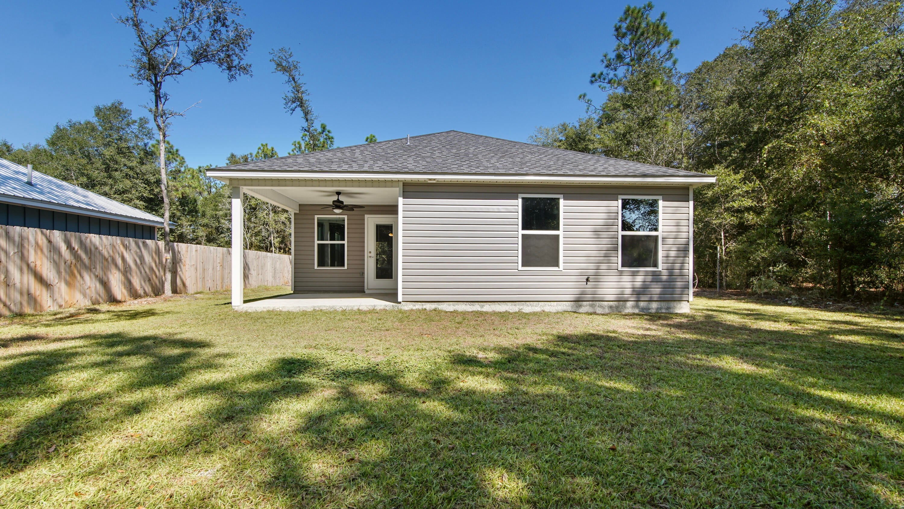 IMPERIAL LAKES UNIT II - Residential Lease