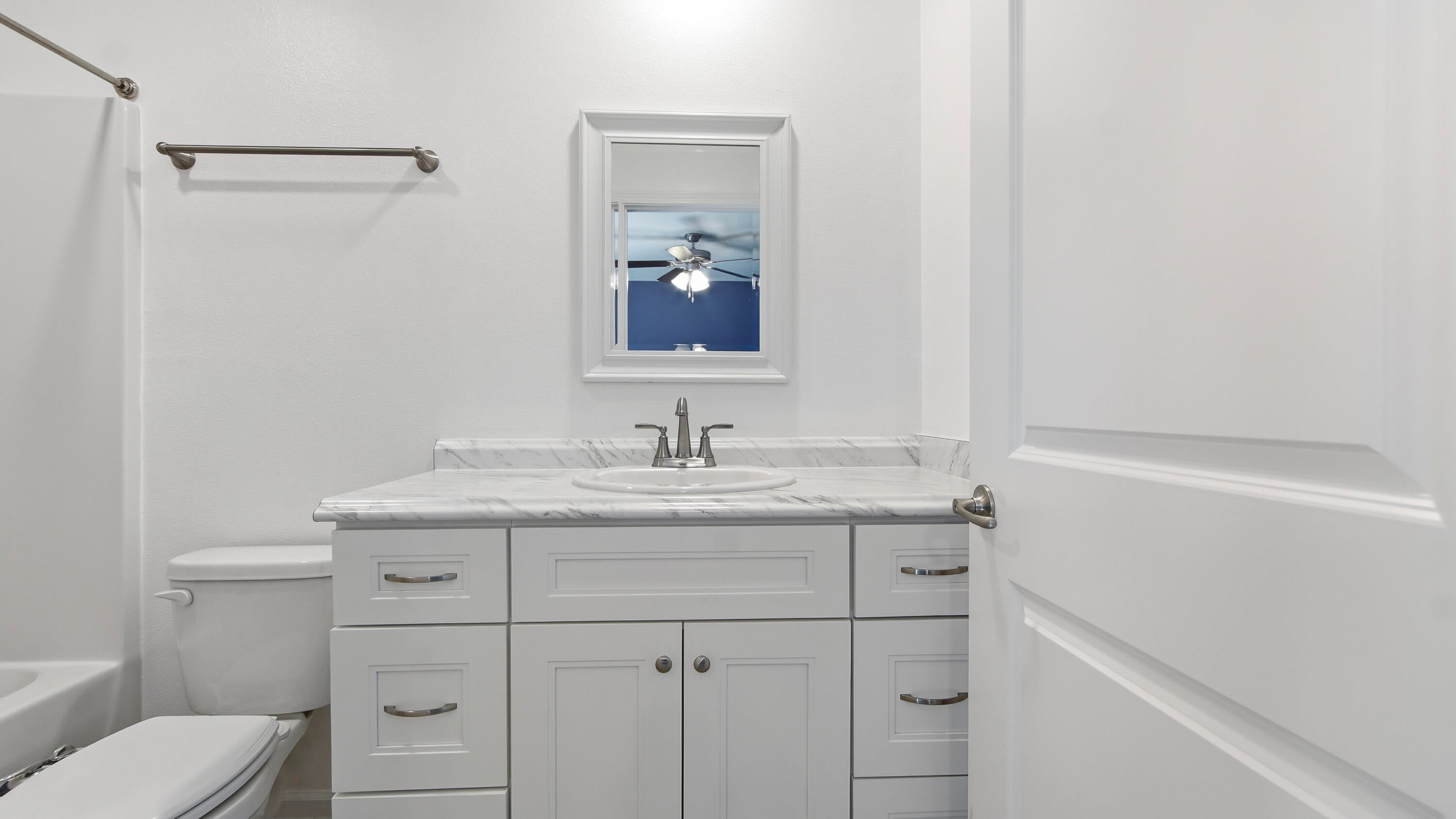 IMPERIAL LAKES UNIT II - Residential Lease