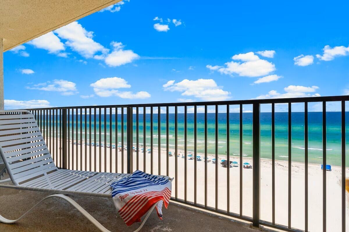 SEACHASE CONDO - Residential
