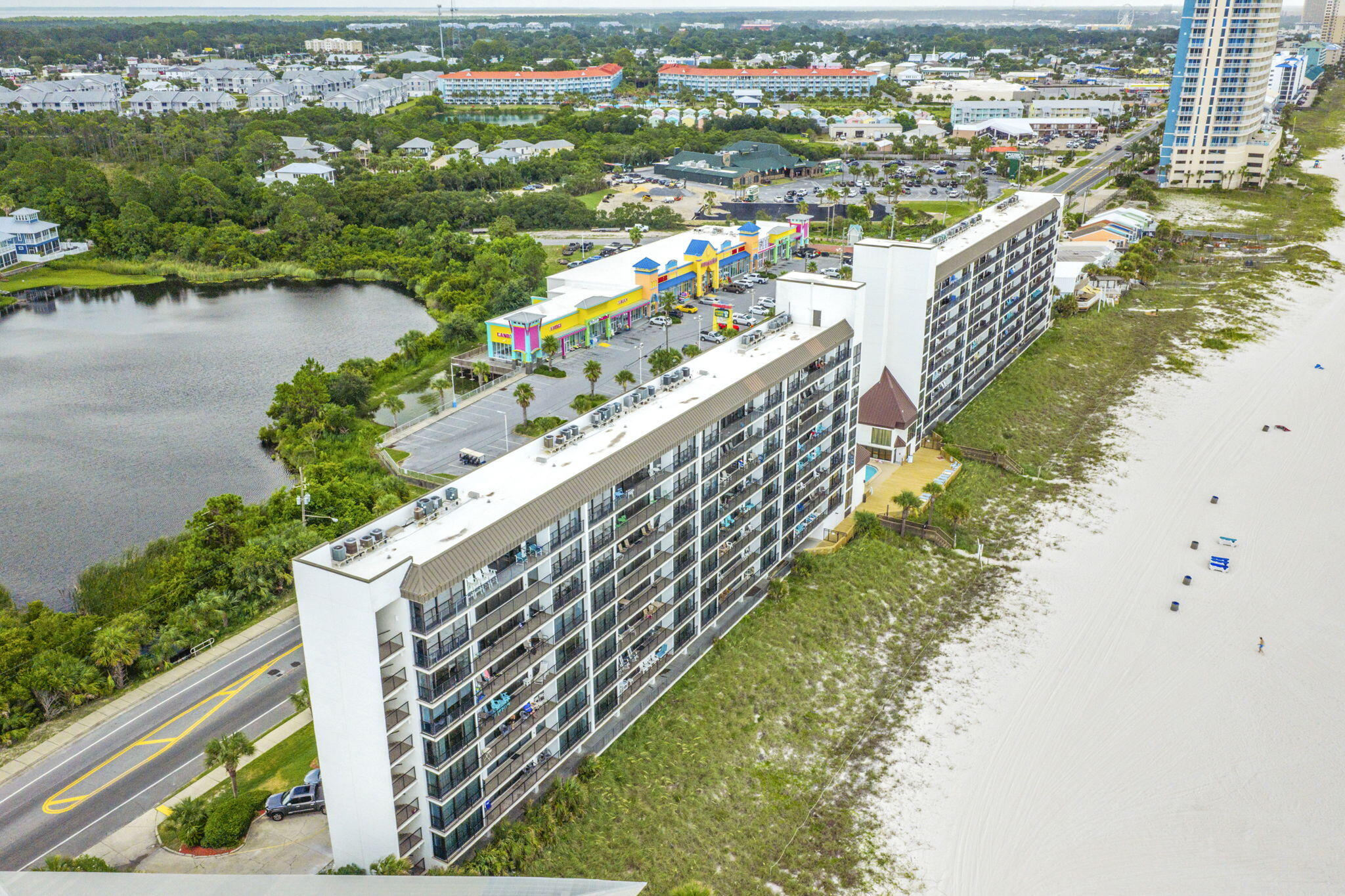 SEACHASE CONDO - Residential