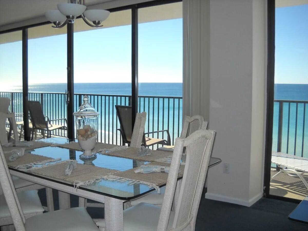 SEACHASE CONDO - Residential