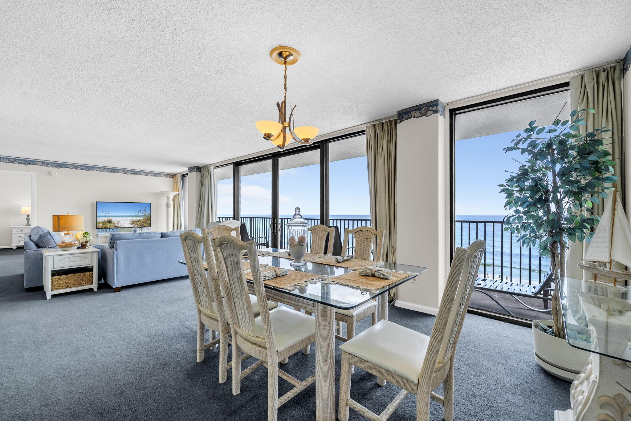 SEACHASE CONDO - Residential