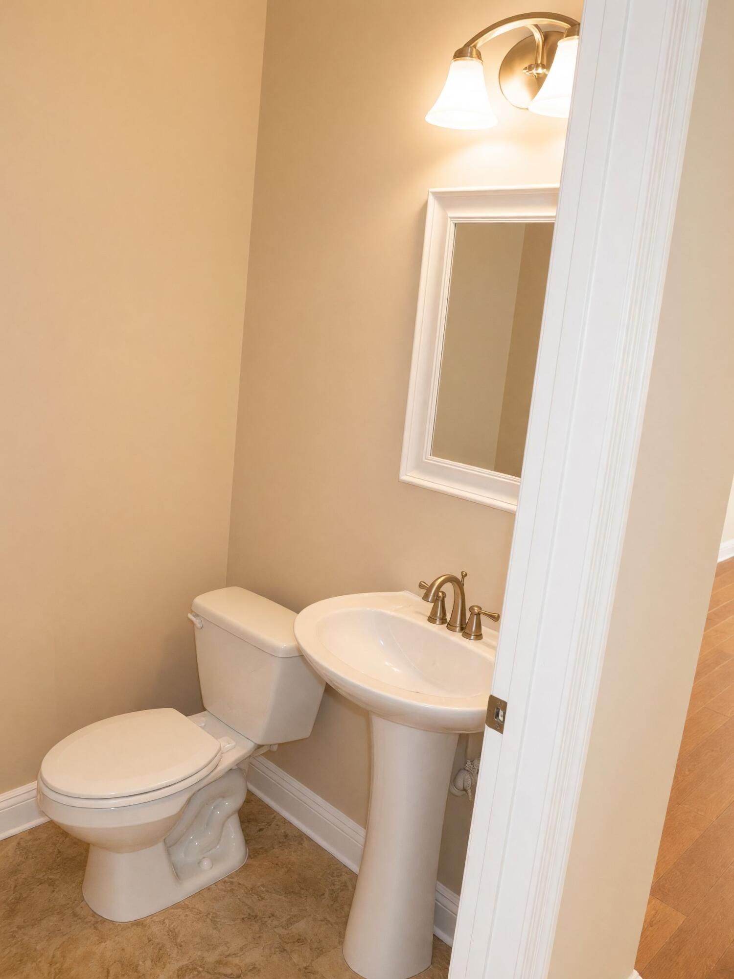 WALTON OAKS - Residential