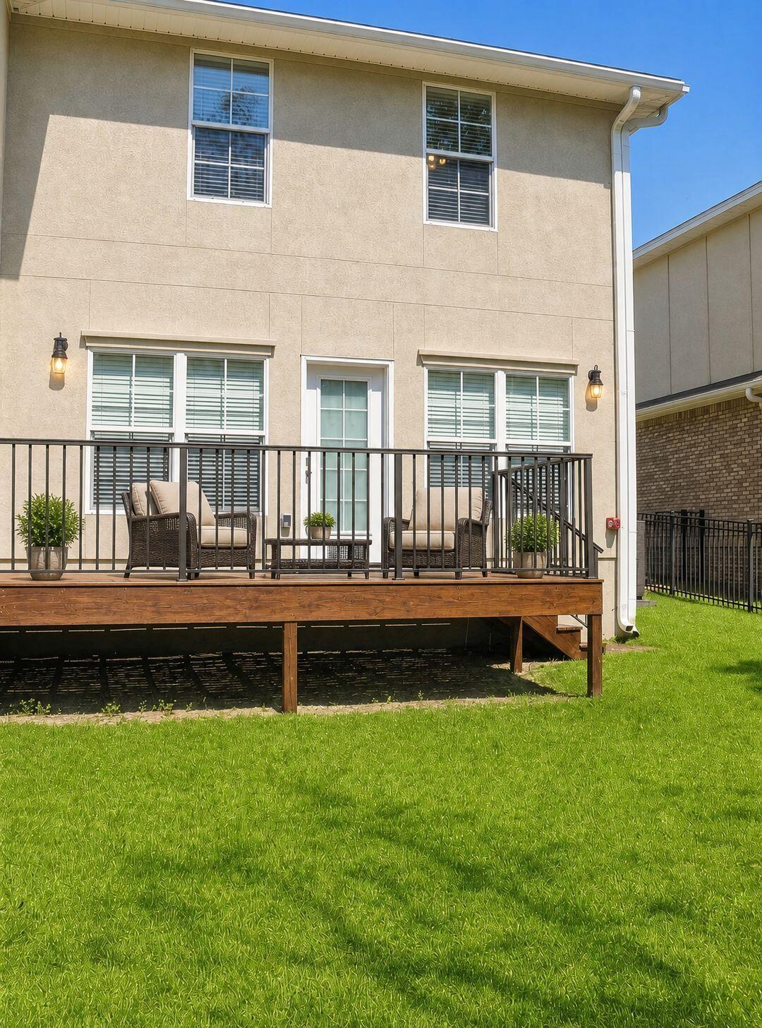 WALTON OAKS - Residential