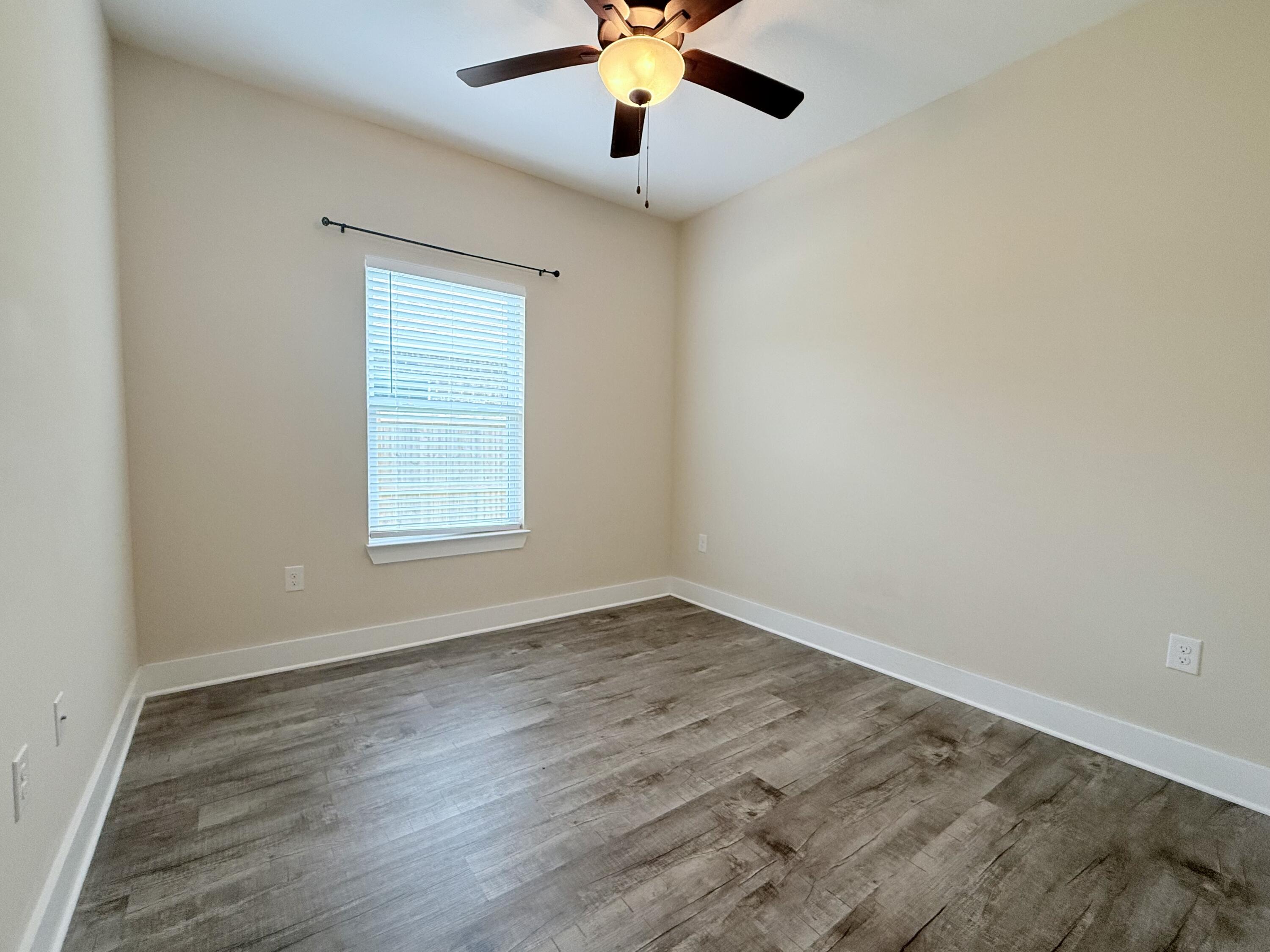 LT 9 BLK 636 - Residential Lease