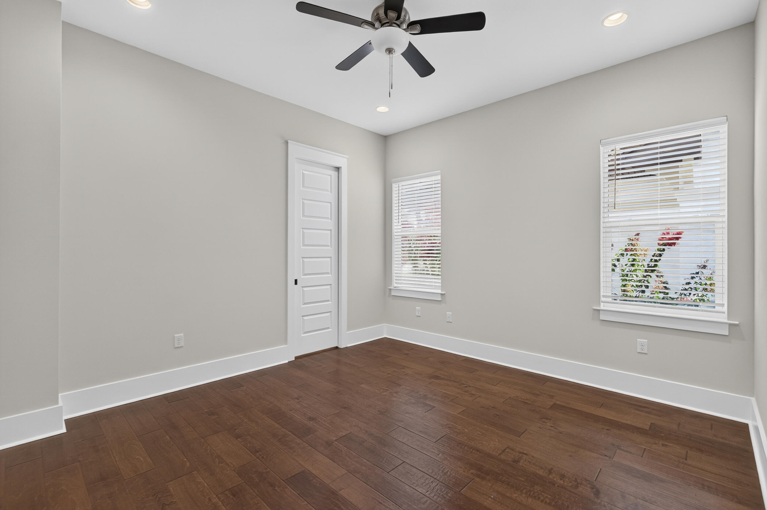 CALUSA BAY S/D - Residential