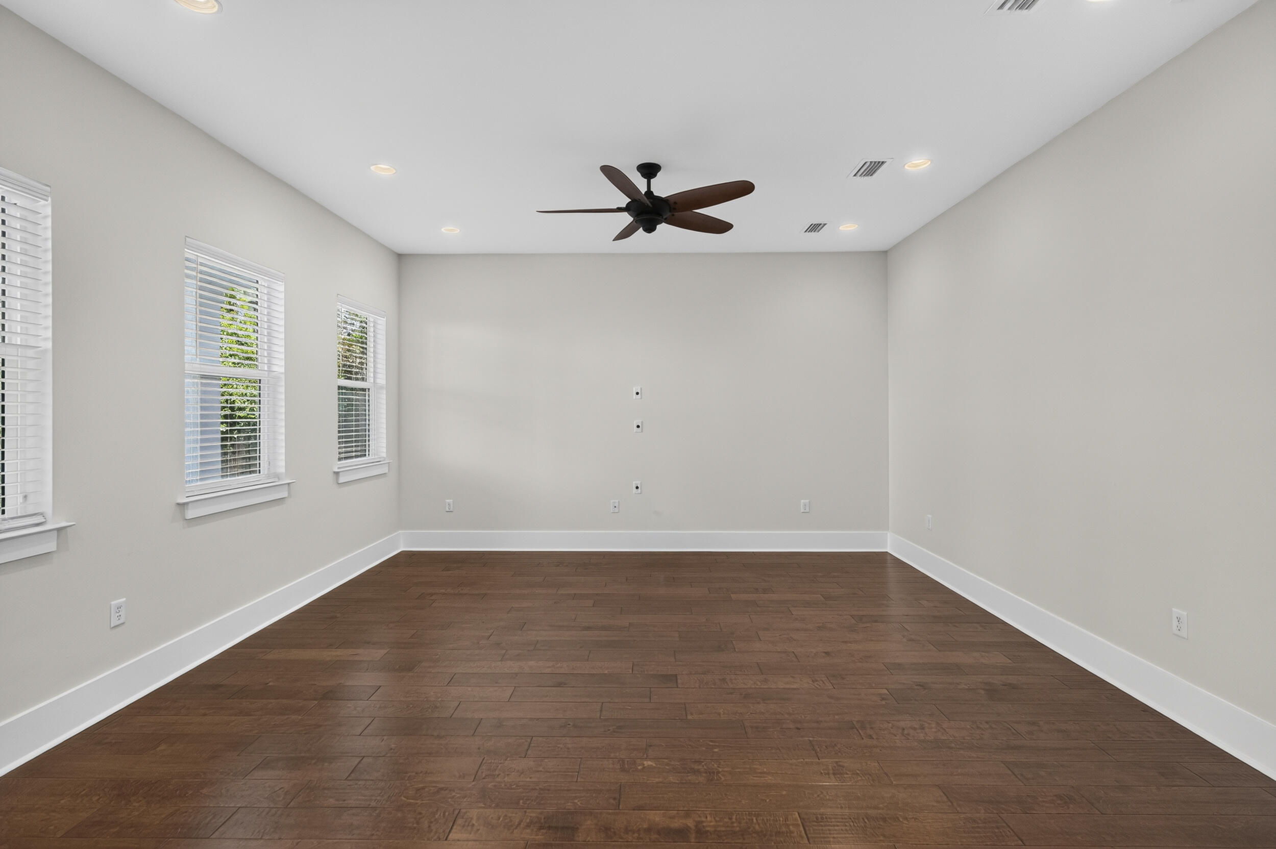 CALUSA BAY S/D - Residential
