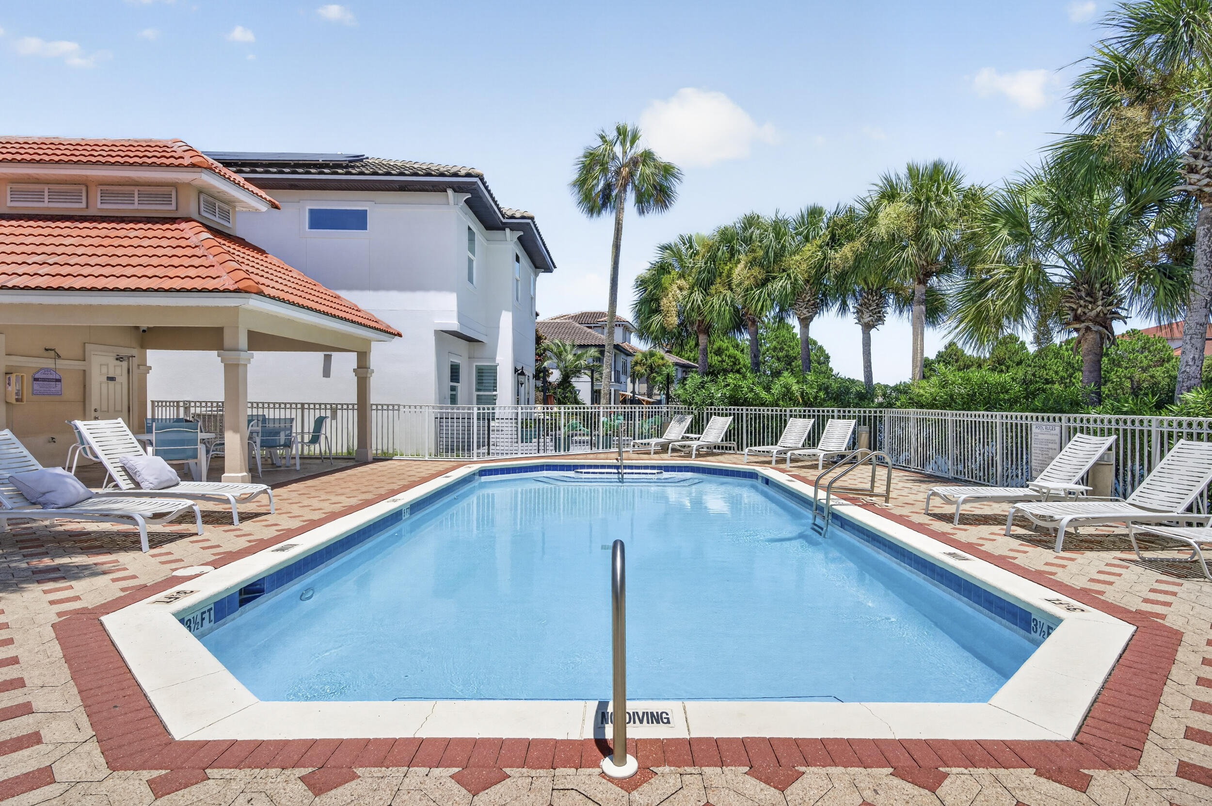 CALUSA BAY S/D - Residential