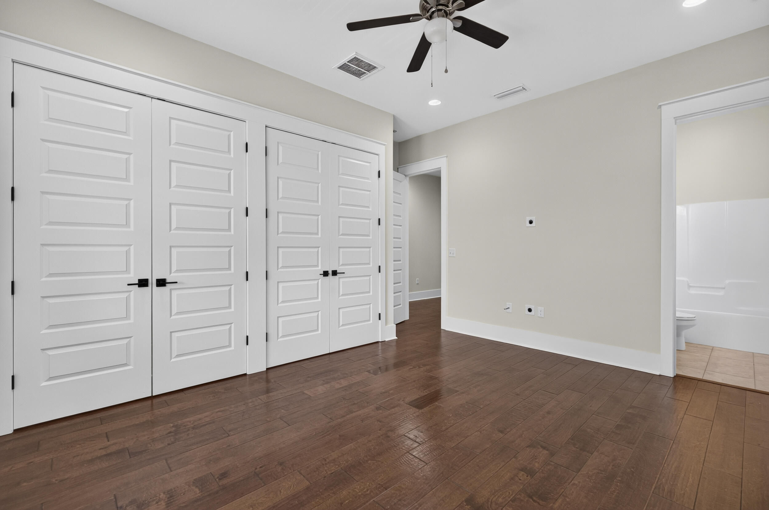 CALUSA BAY S/D - Residential