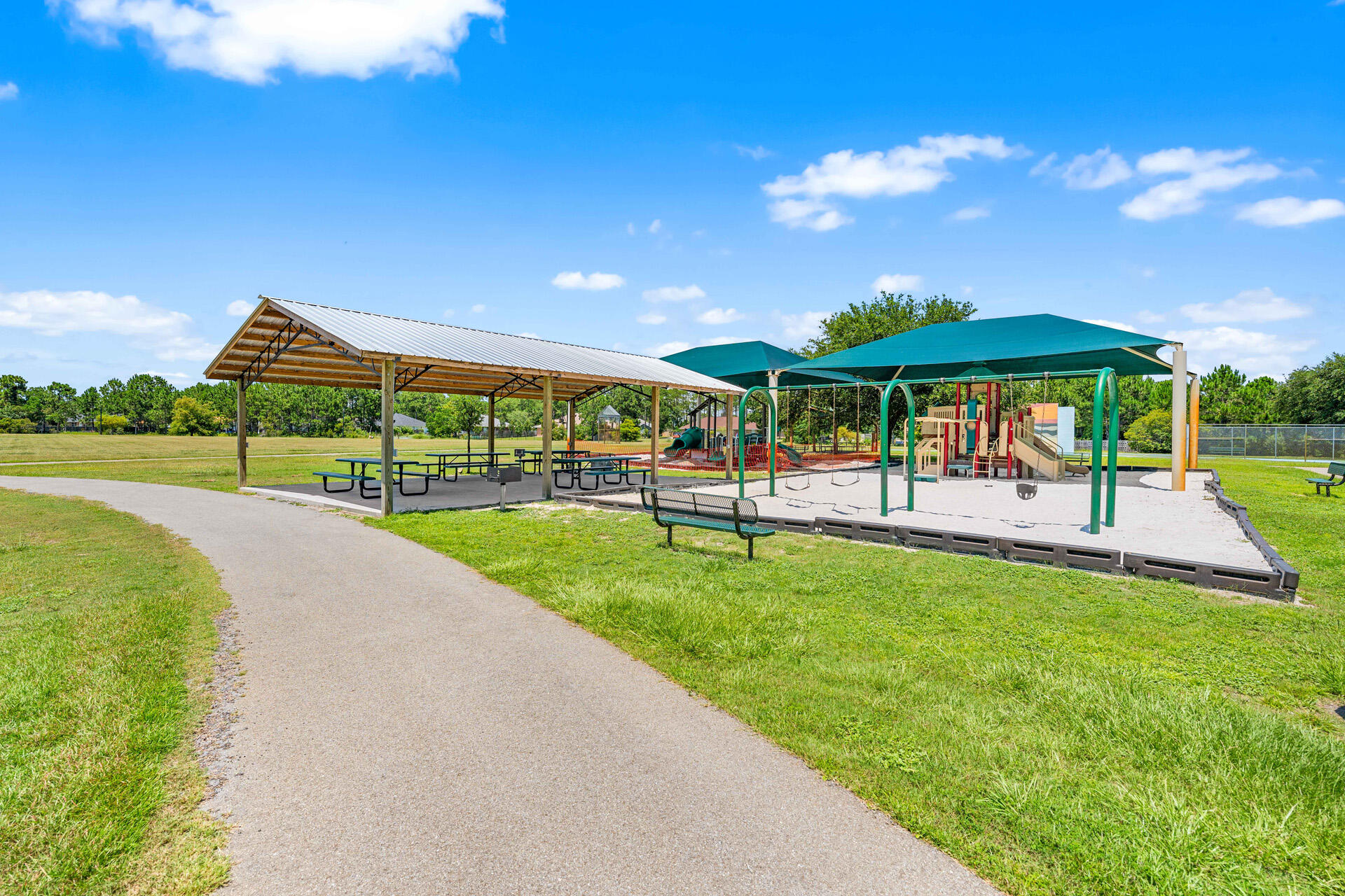 DRIFTWOOD ESTATES - Residential