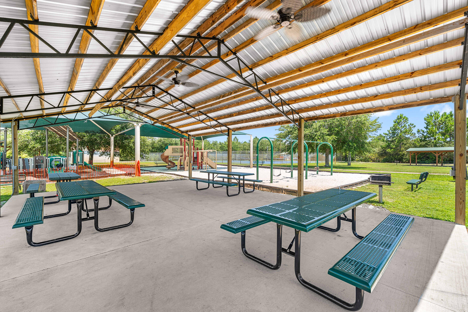 DRIFTWOOD ESTATES - Residential