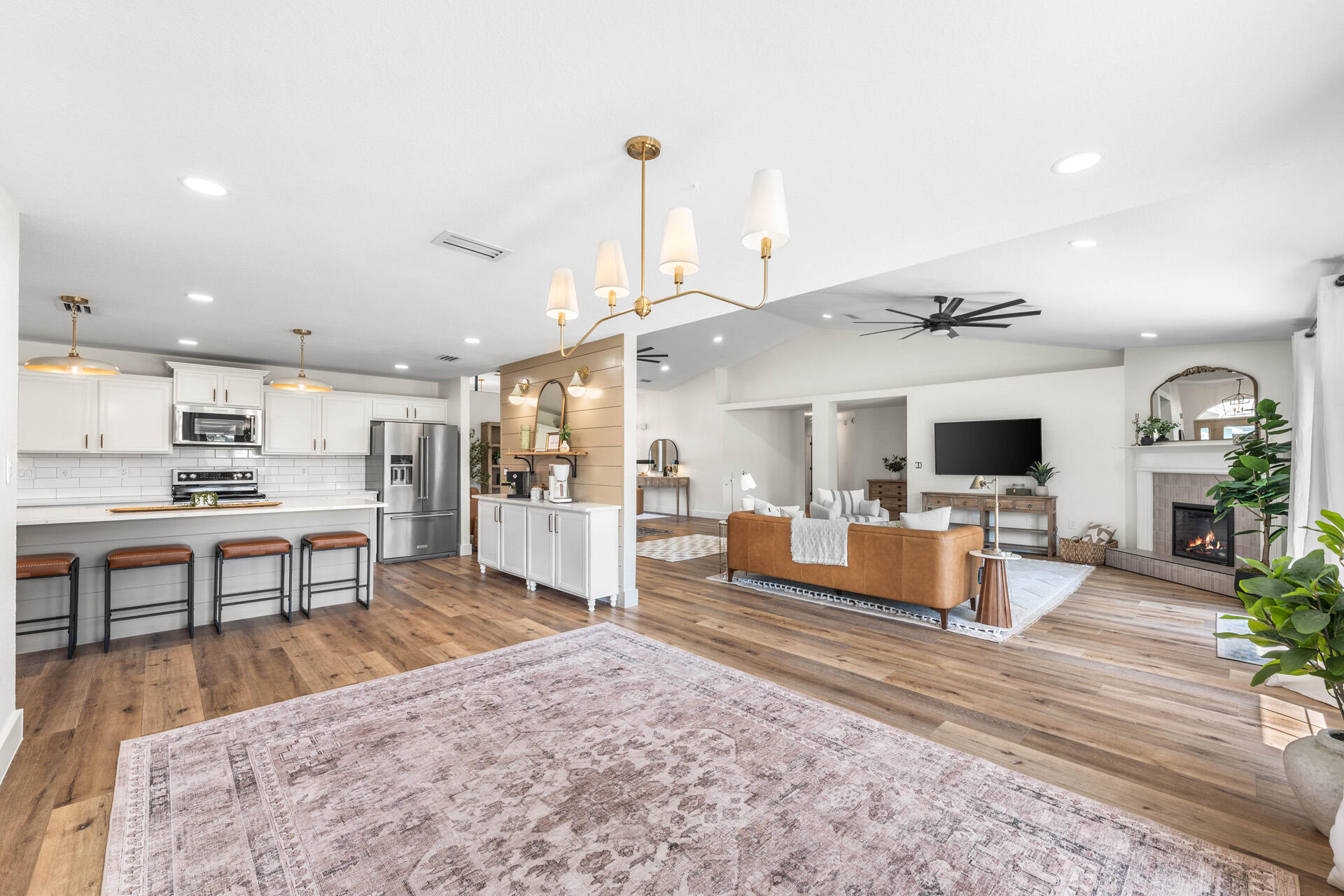 DRIFTWOOD ESTATES - Residential
