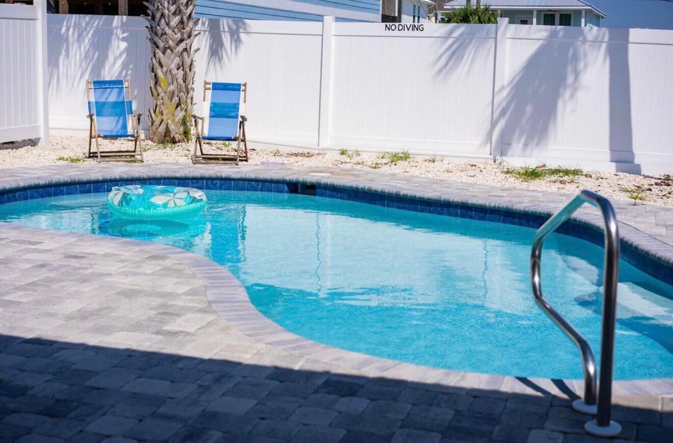 LAGUNA BEACH - Residential