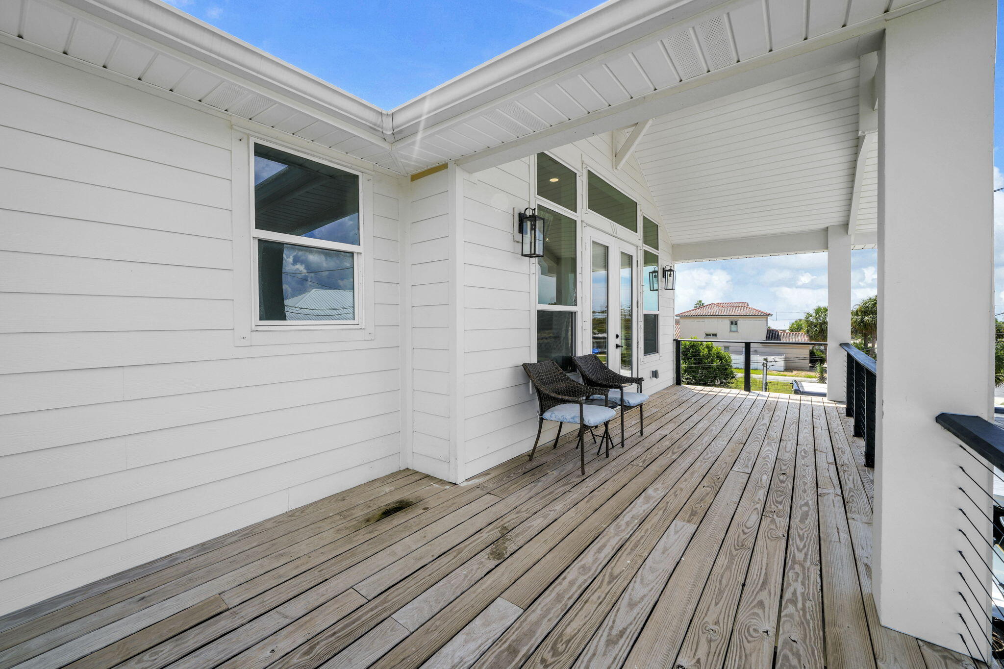 LAGUNA BEACH - Residential