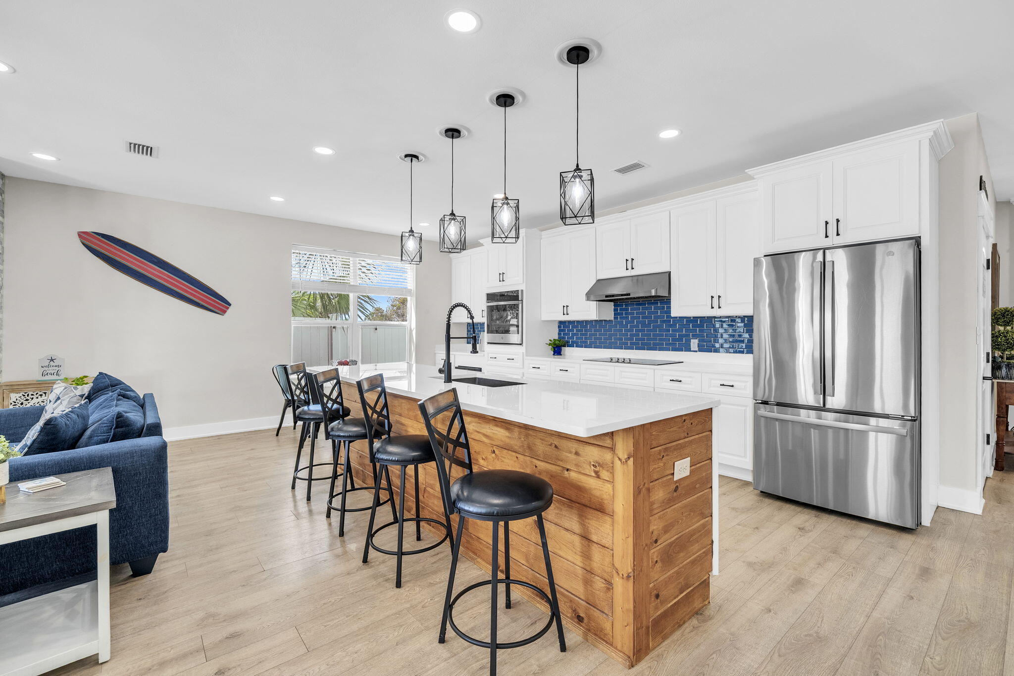 LAGUNA BEACH - Residential