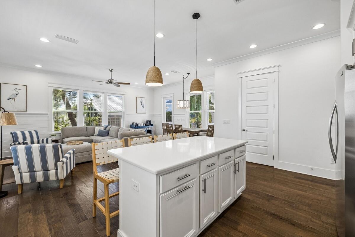 HIGHLAND PARKS - Residential Lease