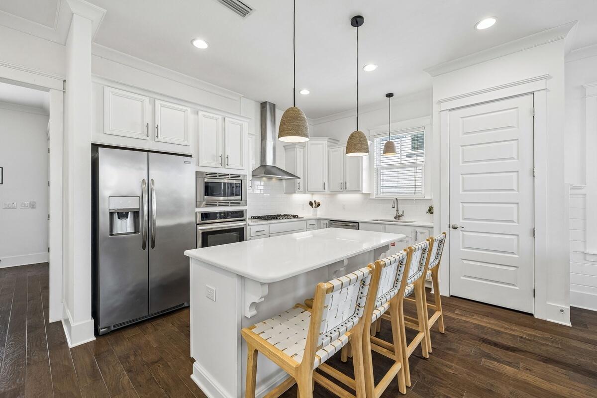 HIGHLAND PARKS - Residential Lease