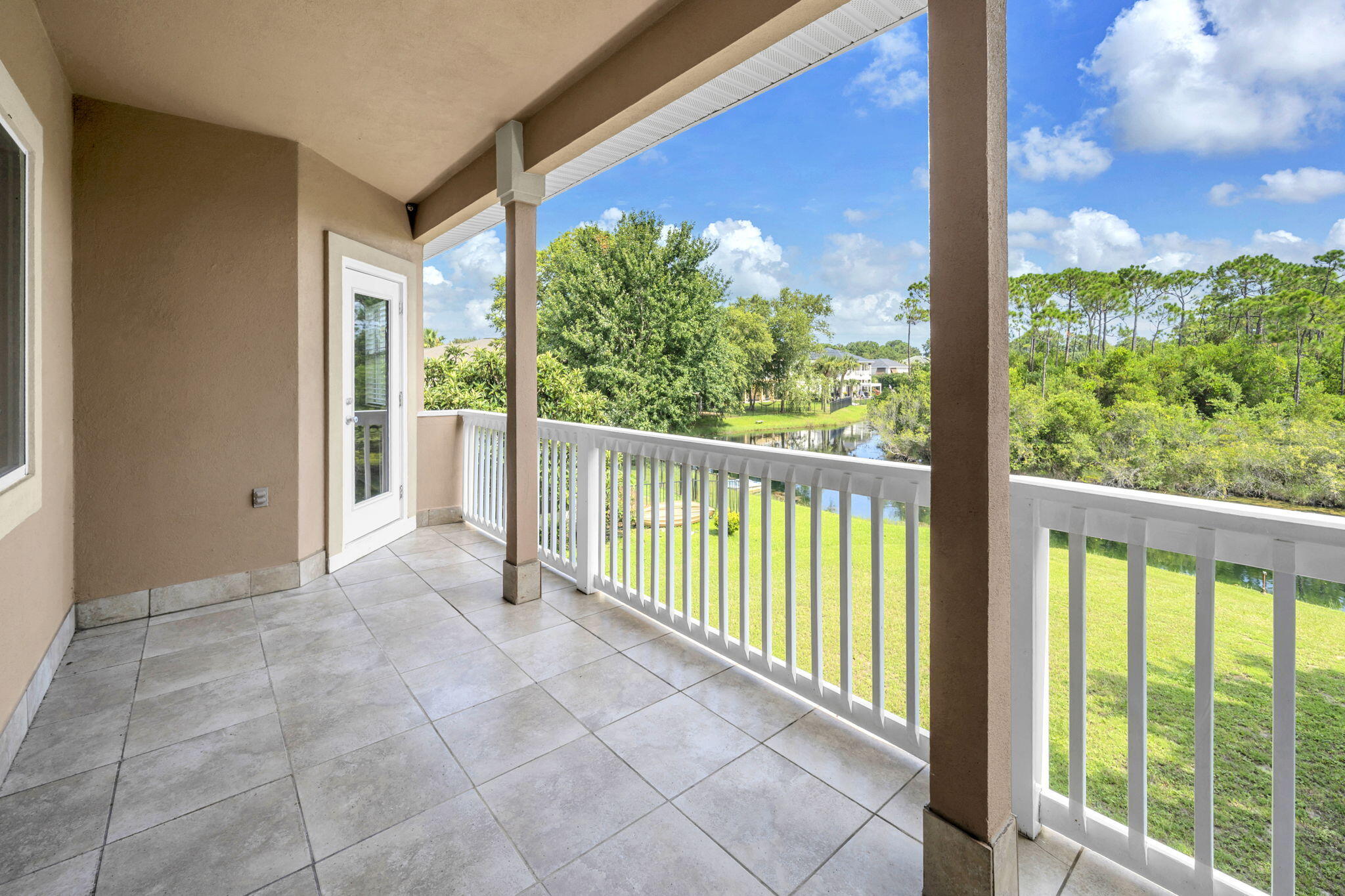 EMERALD LAKES PH 3 - Residential