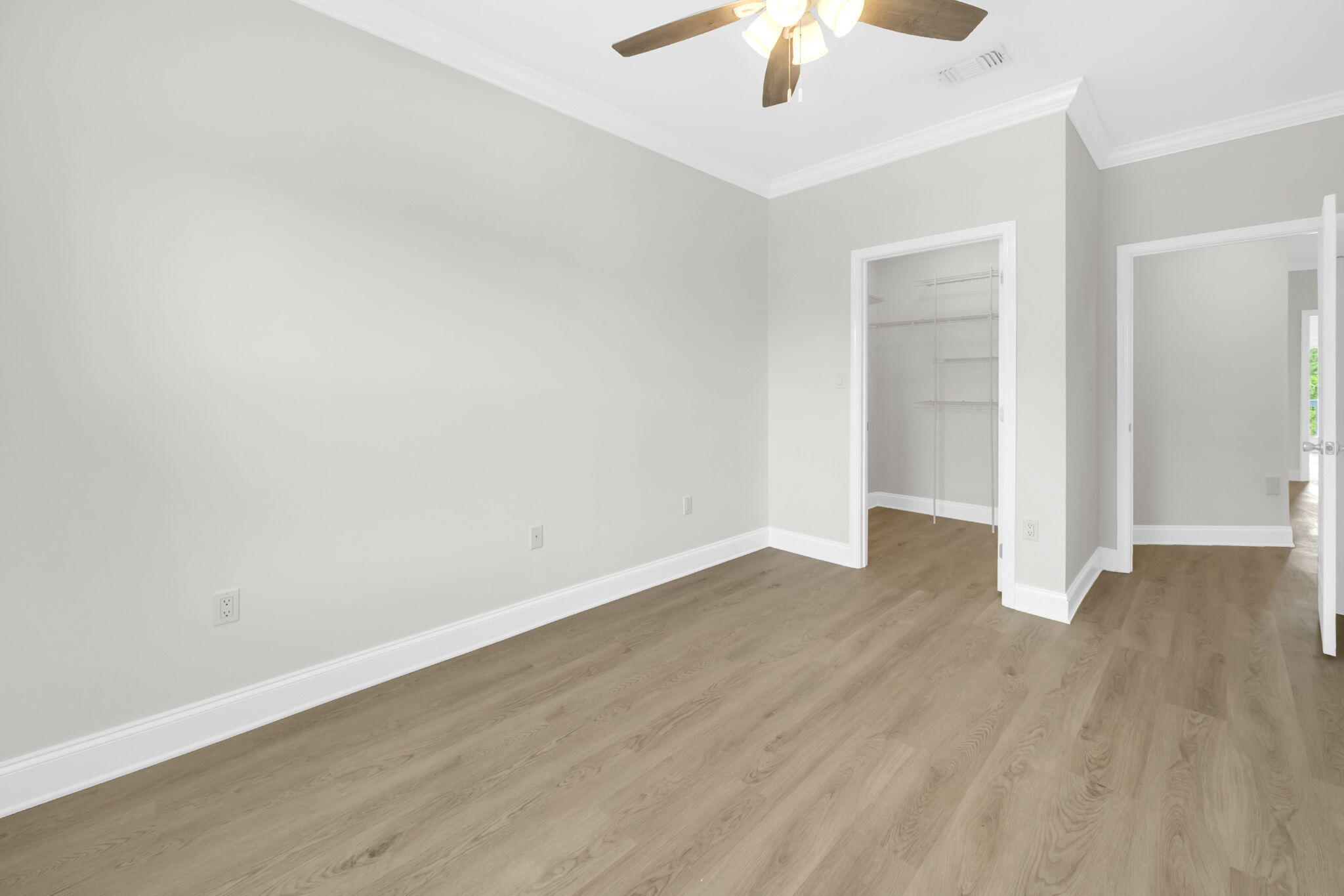 EMERALD LAKES PH 3 - Residential