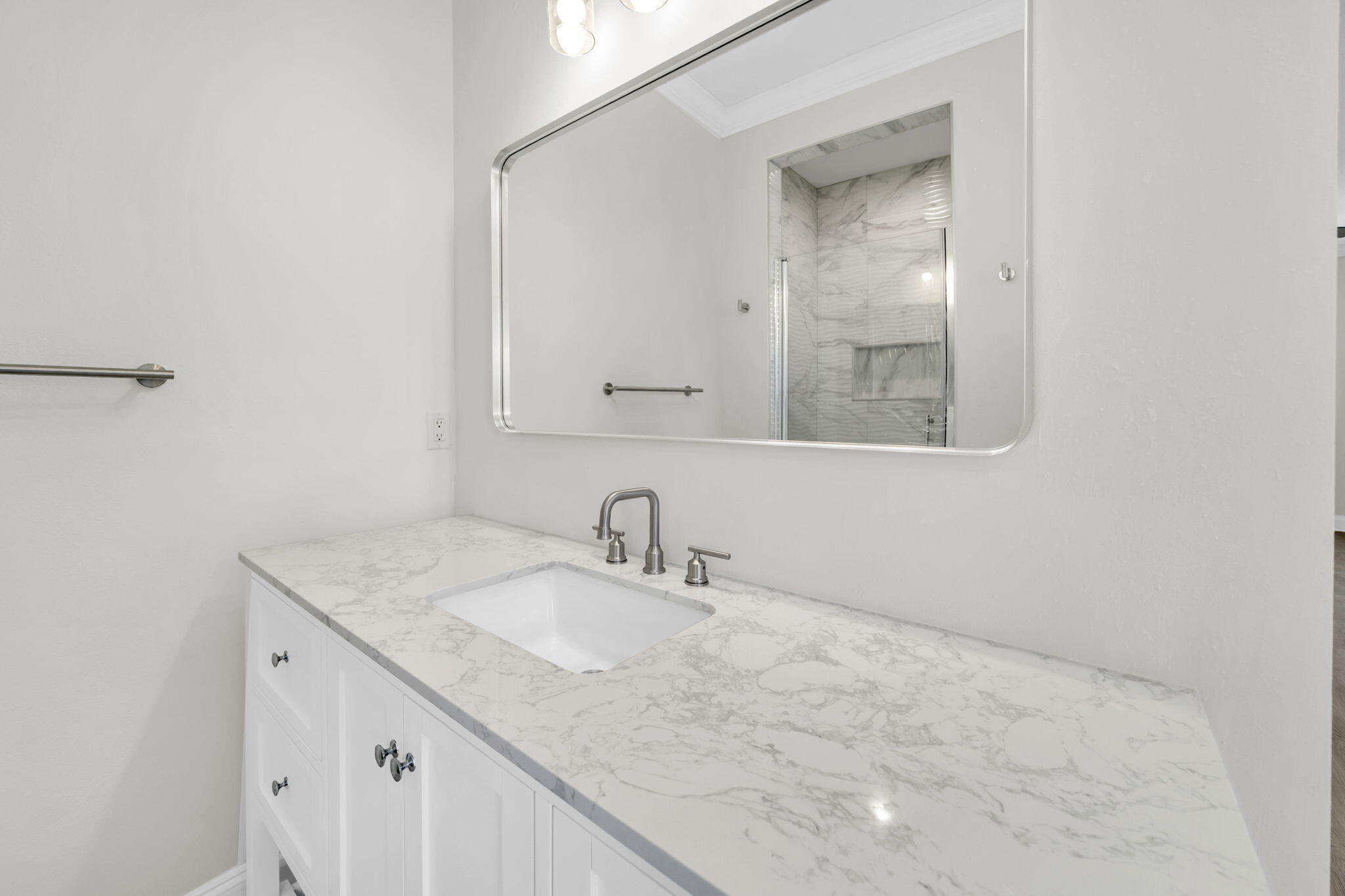EMERALD LAKES PH 3 - Residential