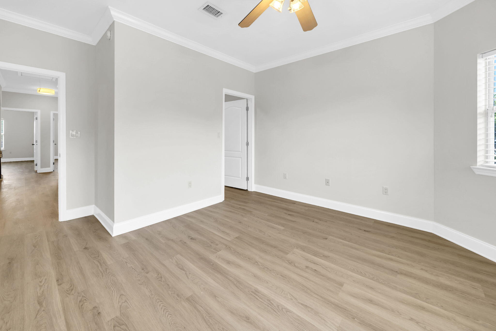 EMERALD LAKES PH 3 - Residential