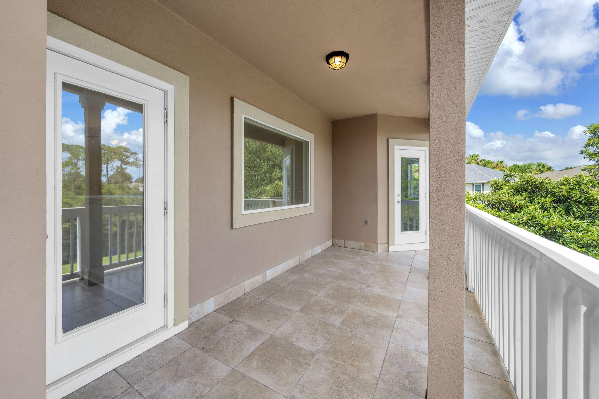 EMERALD LAKES PH 3 - Residential