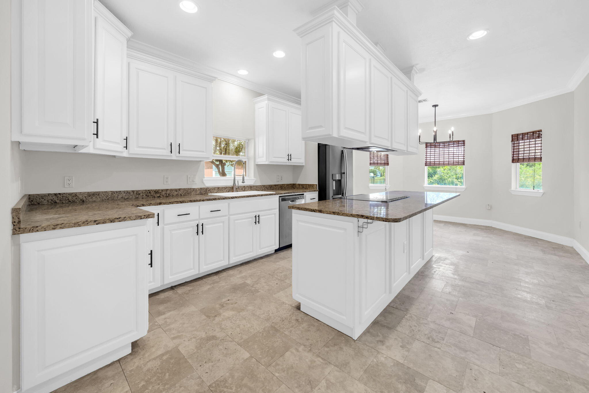 EMERALD LAKES PH 3 - Residential