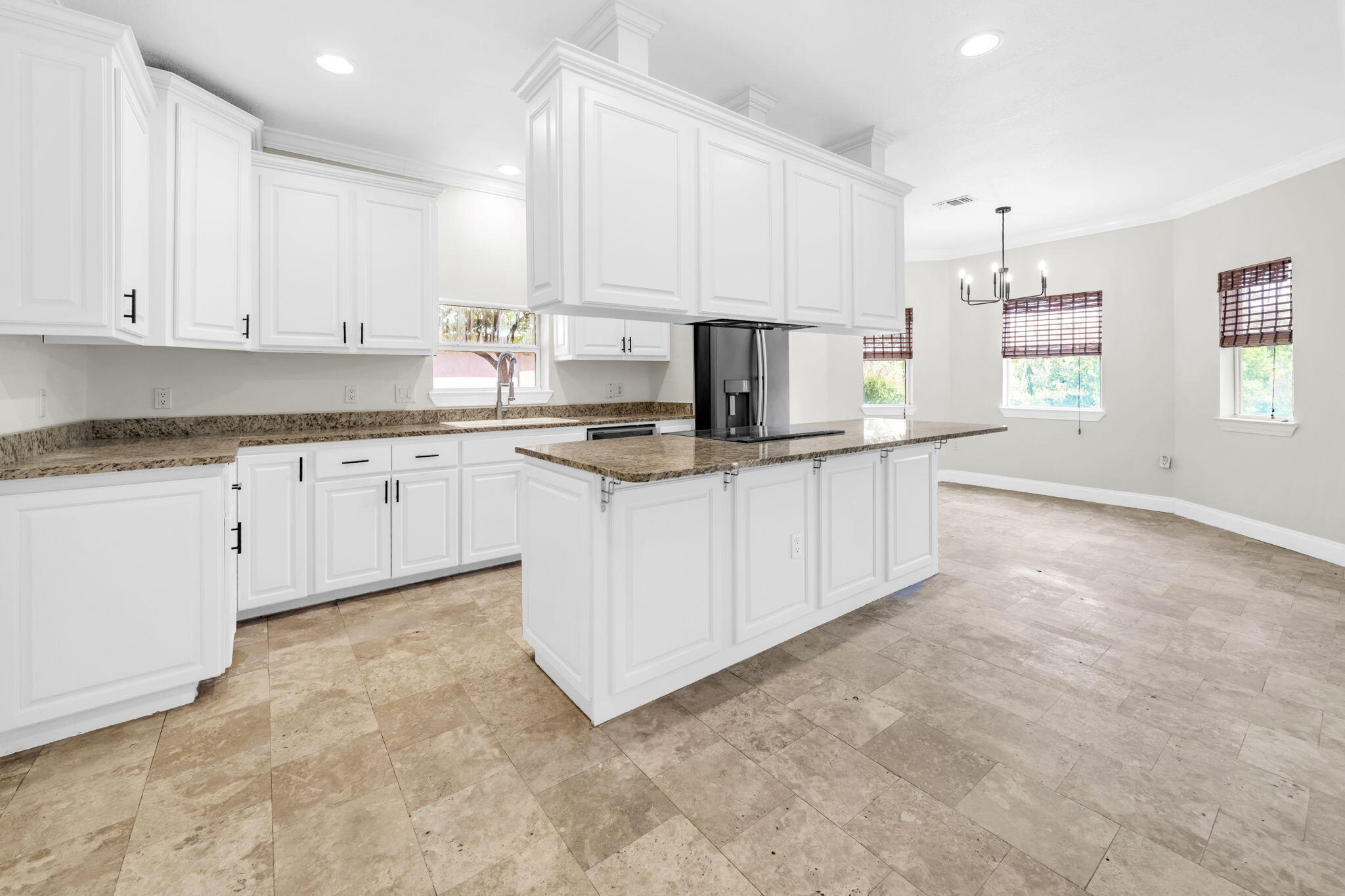 EMERALD LAKES PH 3 - Residential