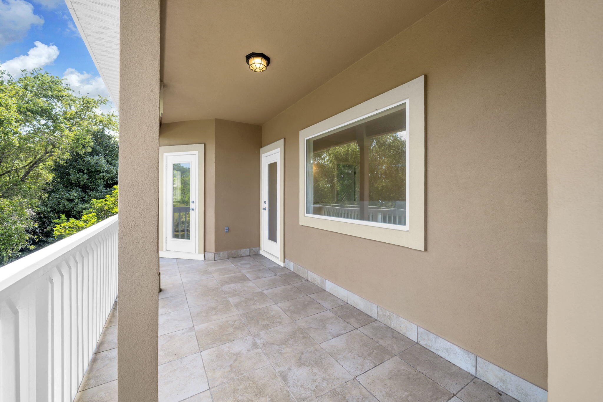 EMERALD LAKES PH 3 - Residential