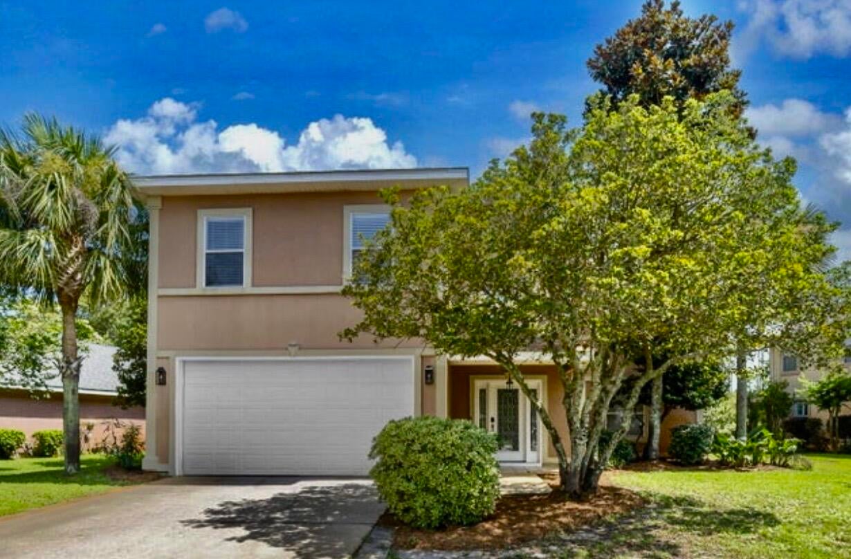 EMERALD LAKES PH 3 - Residential