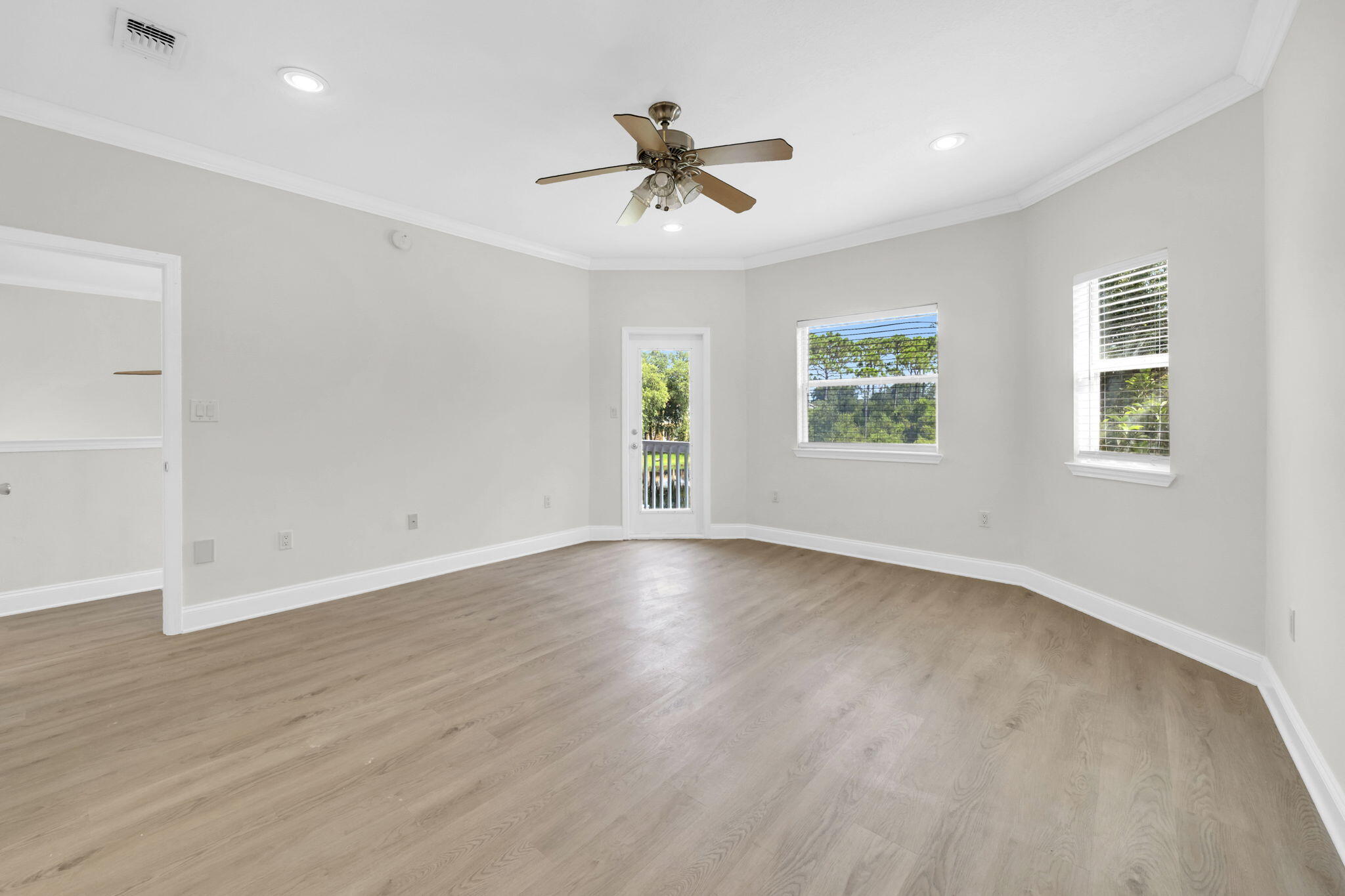 EMERALD LAKES PH 3 - Residential