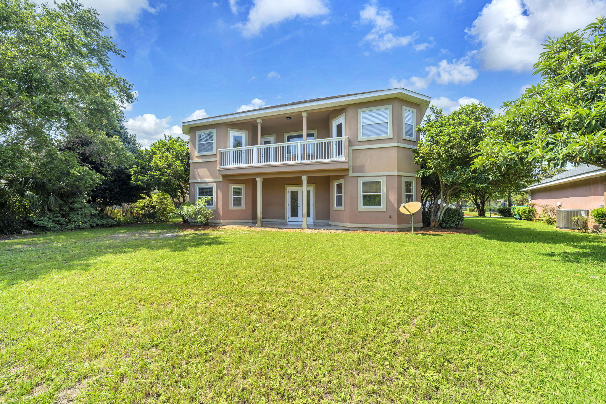 EMERALD LAKES PH 3 - Residential