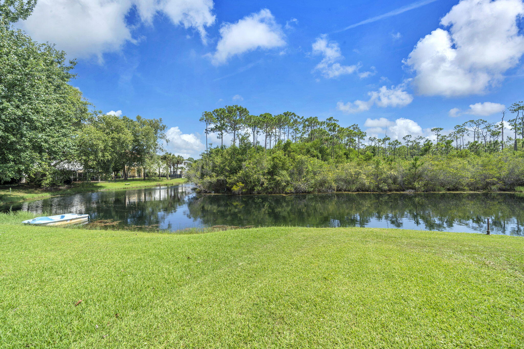 EMERALD LAKES PH 3 - Residential