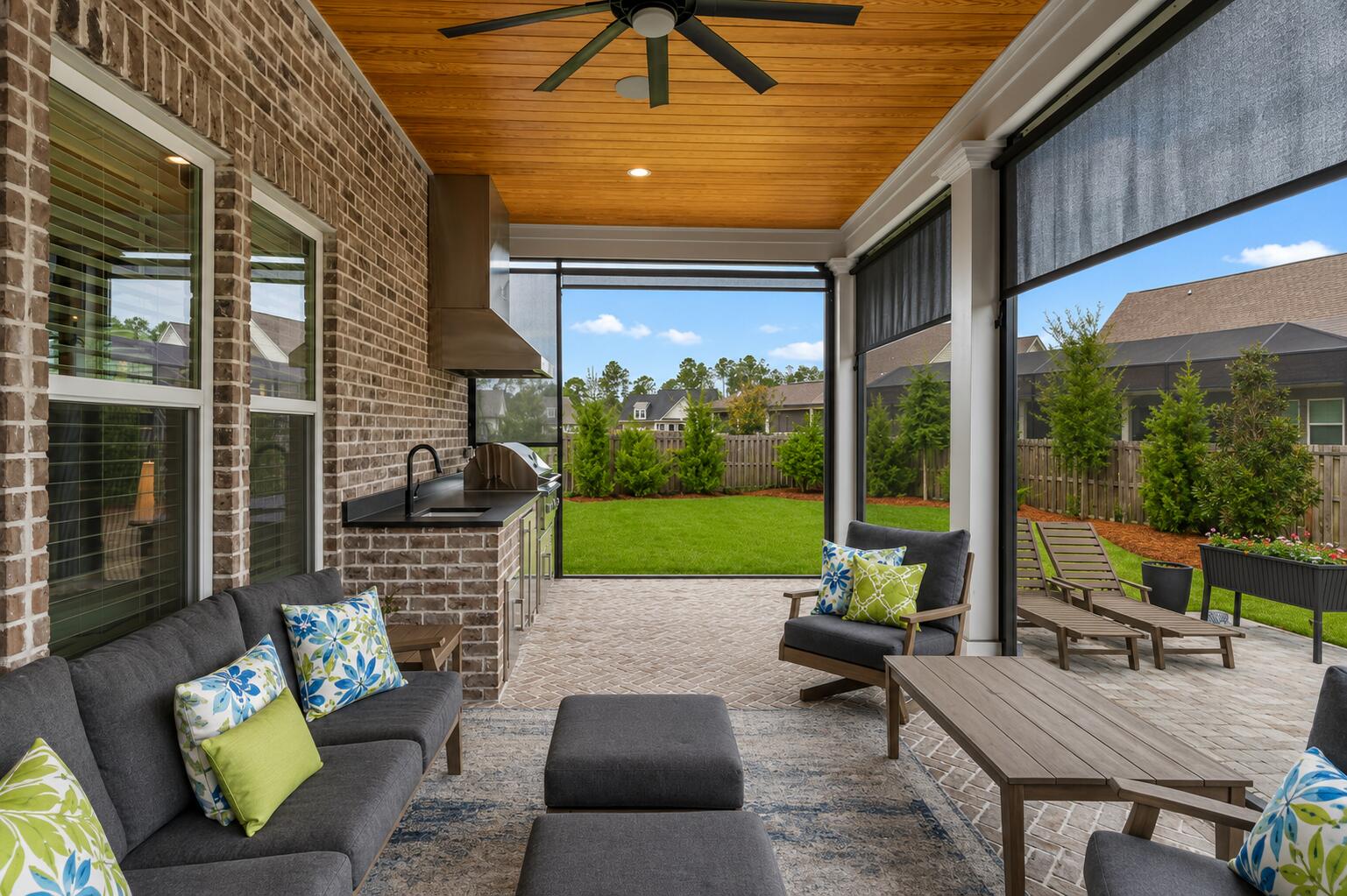 HAMMOCK BAY - Residential