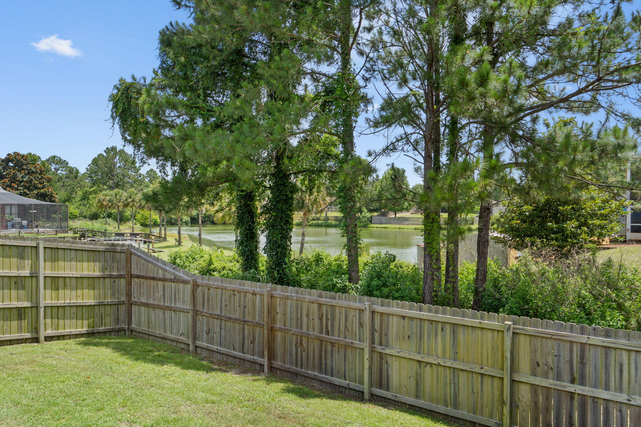 CREEKS EDGE THE - Residential