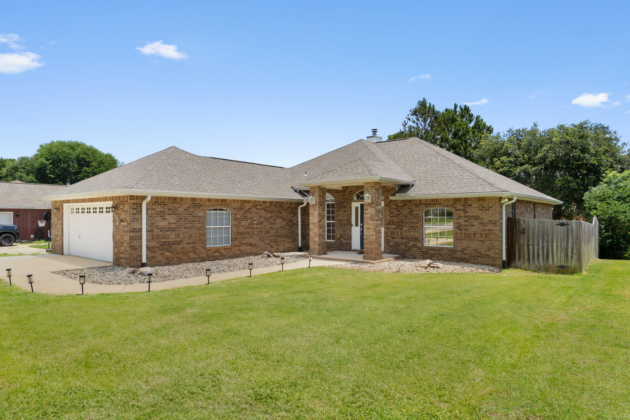 CREEKS EDGE THE - Residential