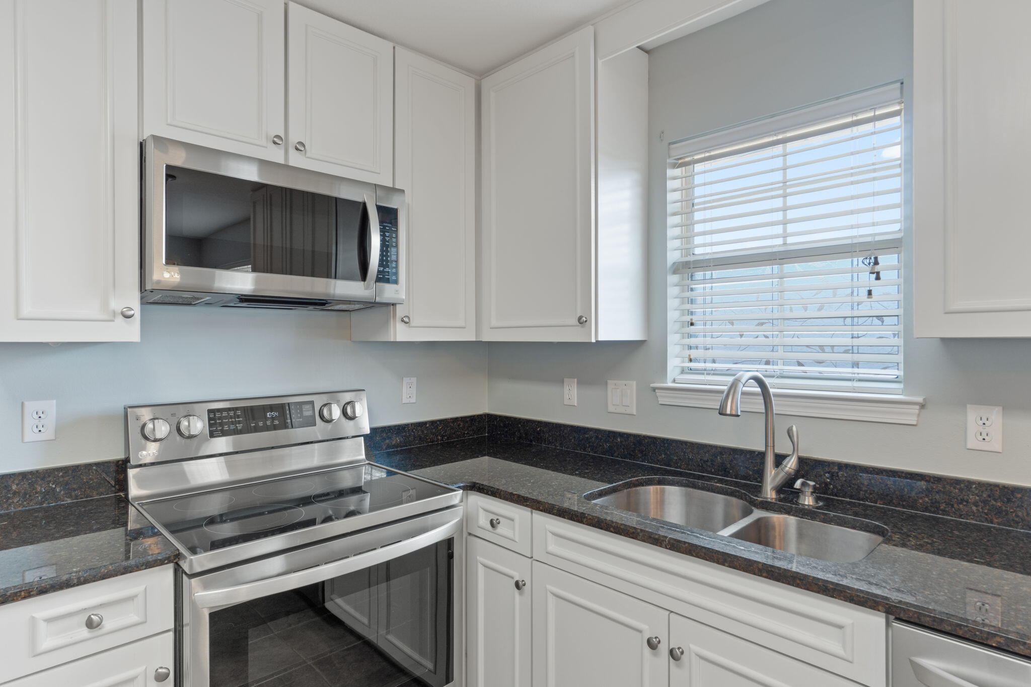 CREEKS EDGE THE - Residential