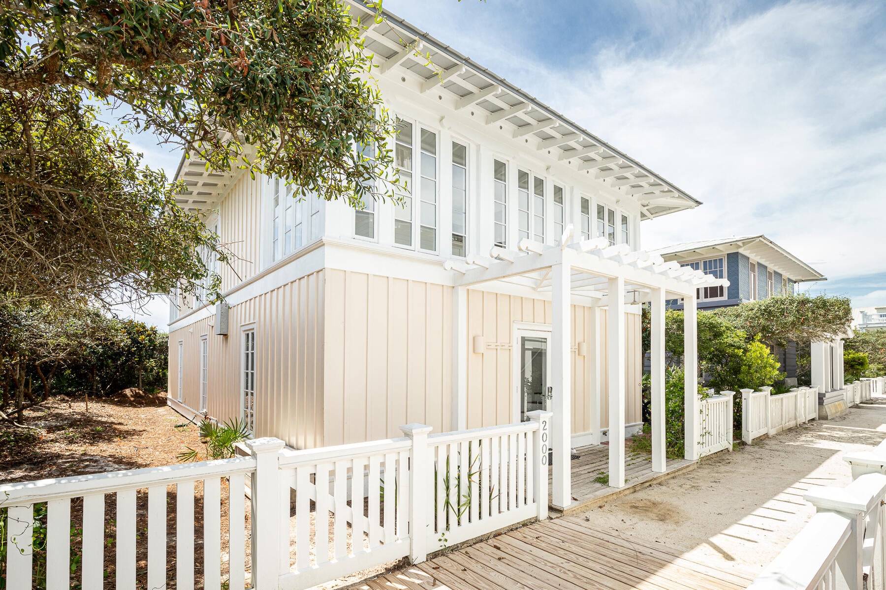 SEASIDE 10 - Residential