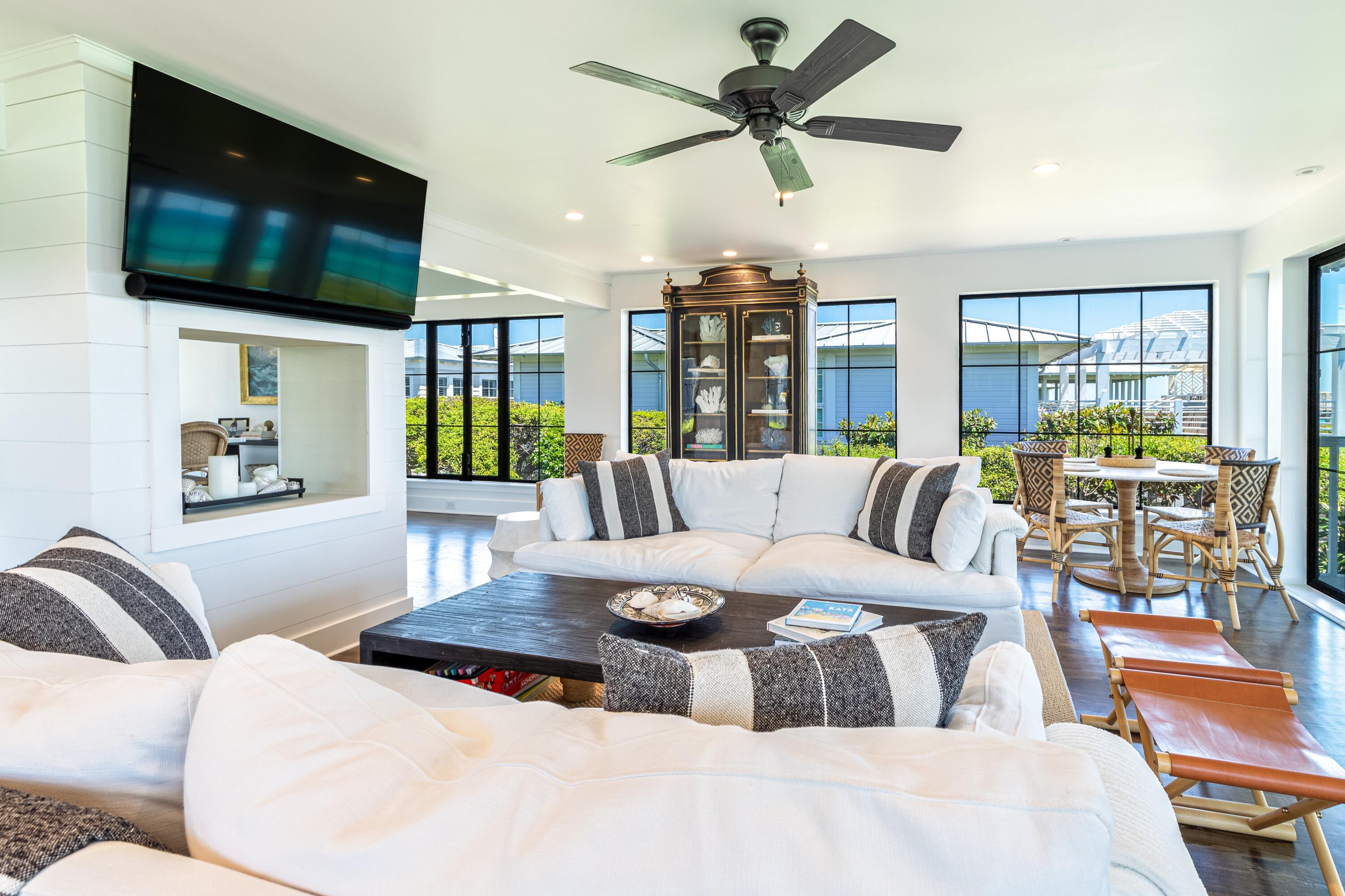 SEASIDE 10 - Residential